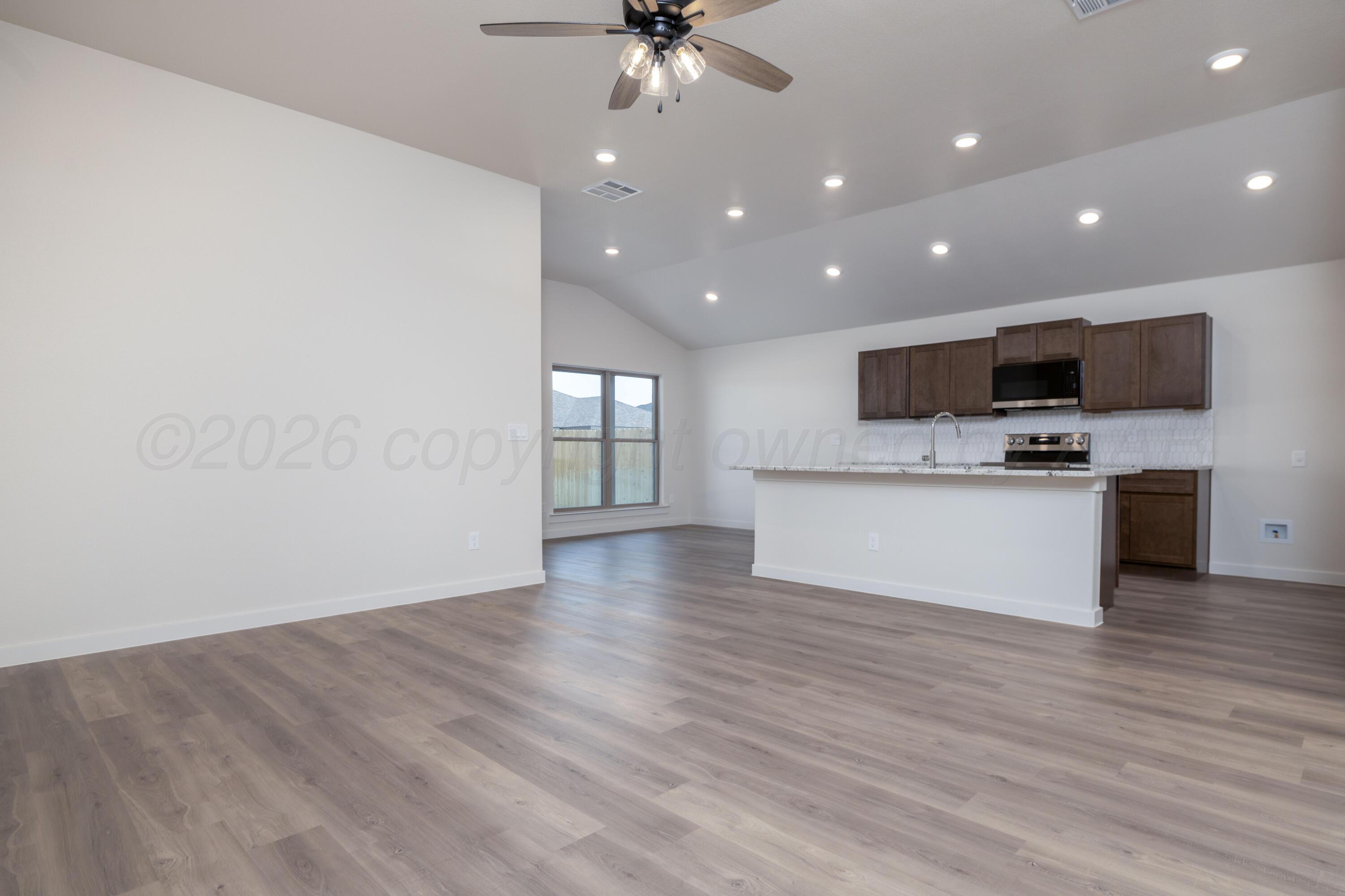 9212 Bunkhouse Road Property Photo 4