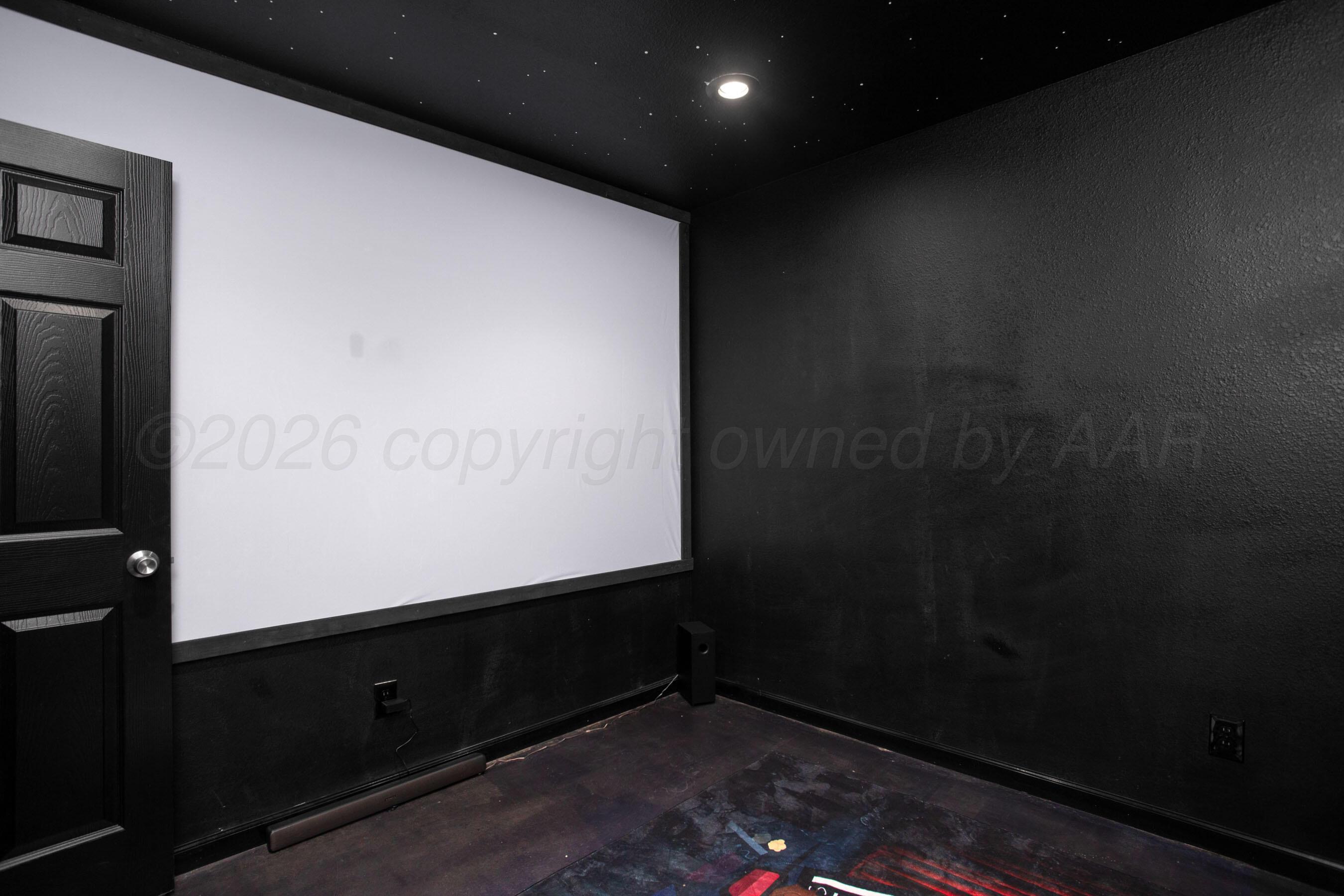 301 Pinon Drive Property Photo 24