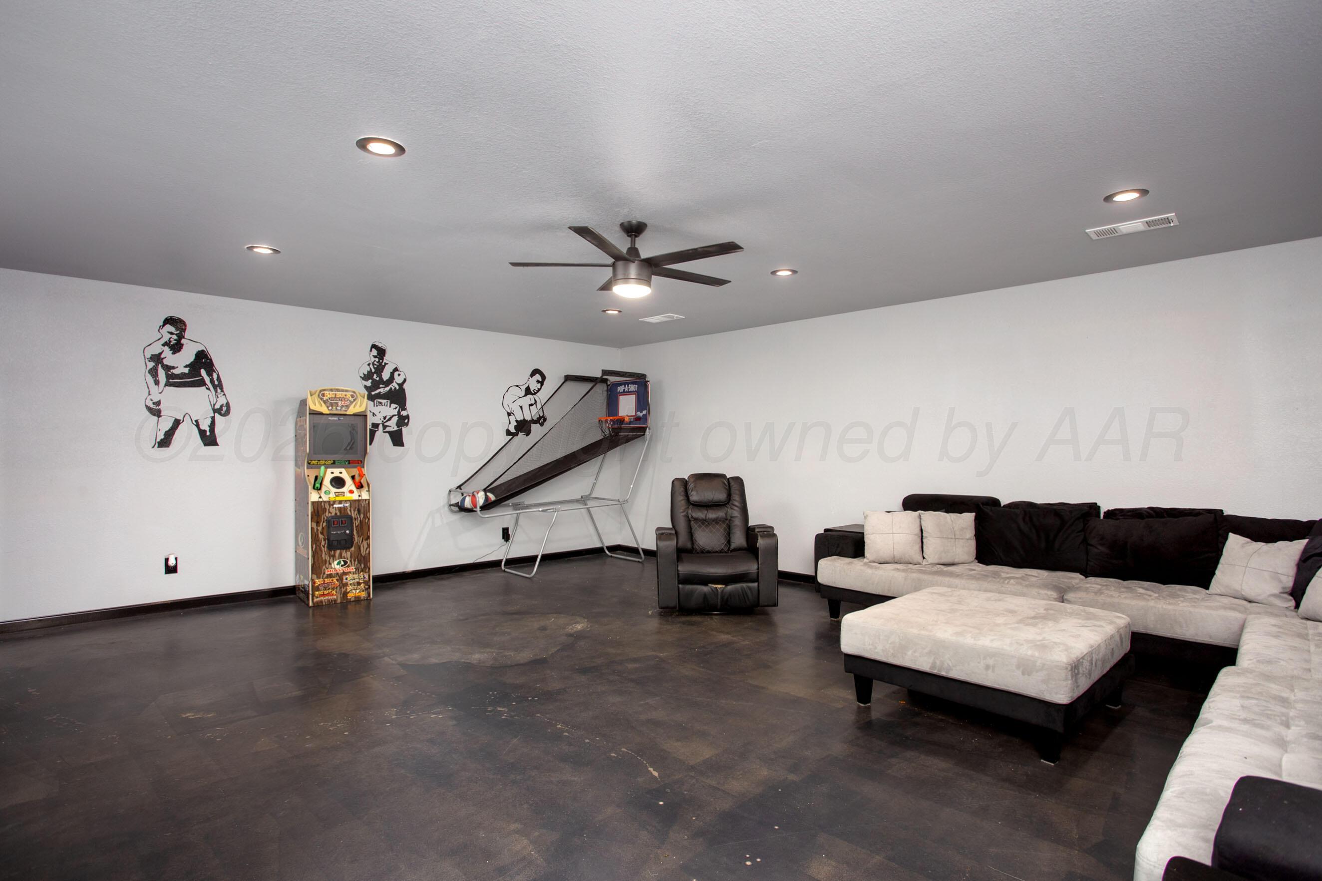301 Pinon Drive Property Photo 26