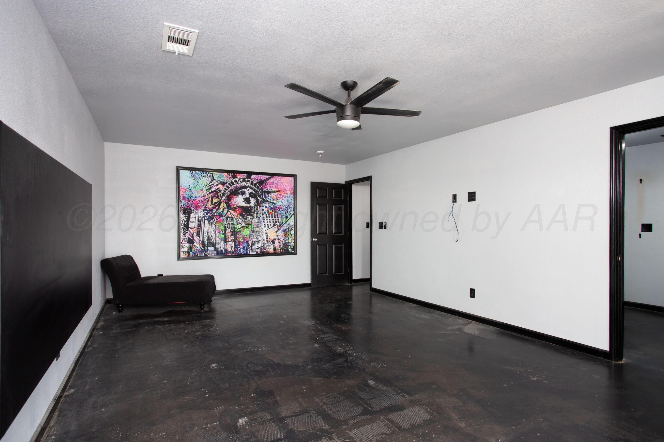 301 Pinon Drive Property Photo 28