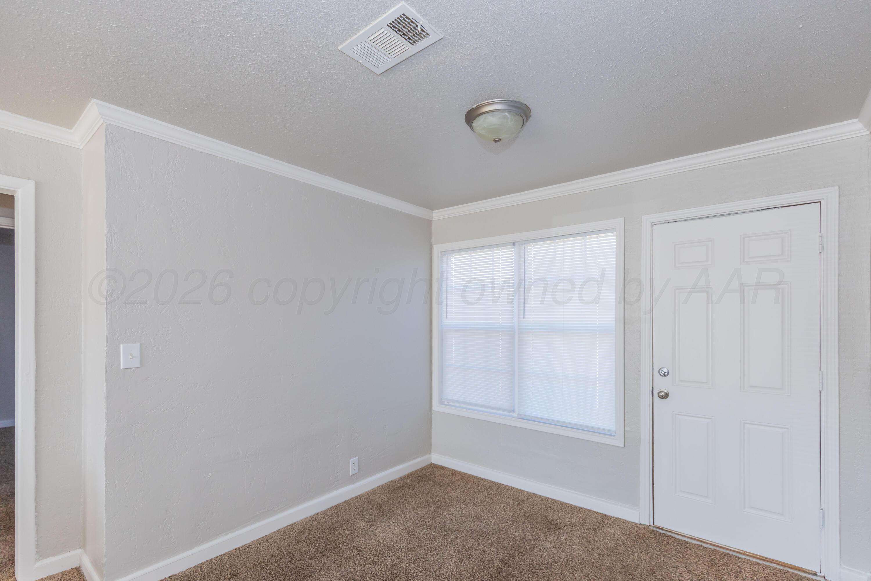 200 S Fairmont Street Property Photo 9