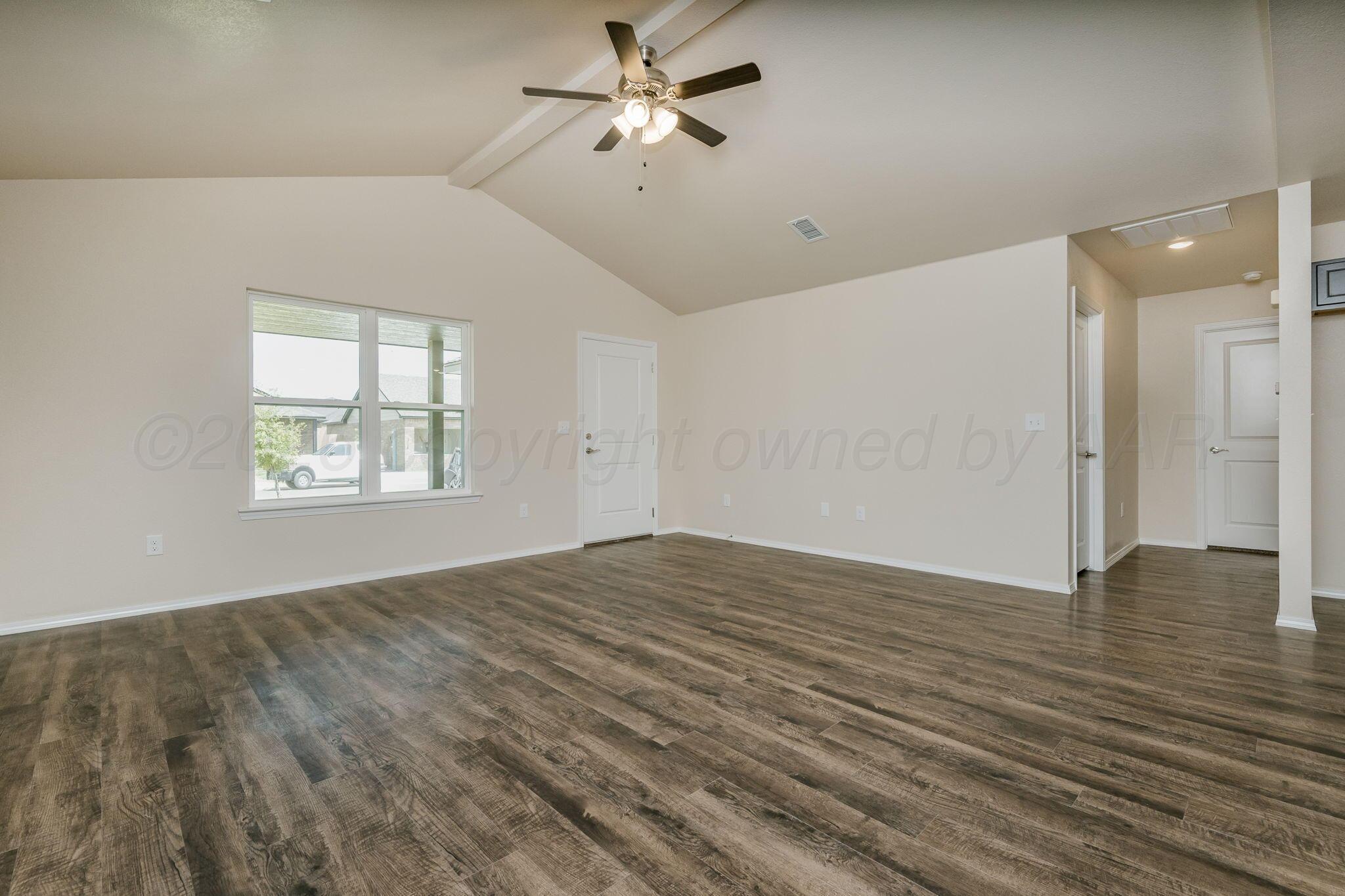 4401 Sunset Street Property Photo 4