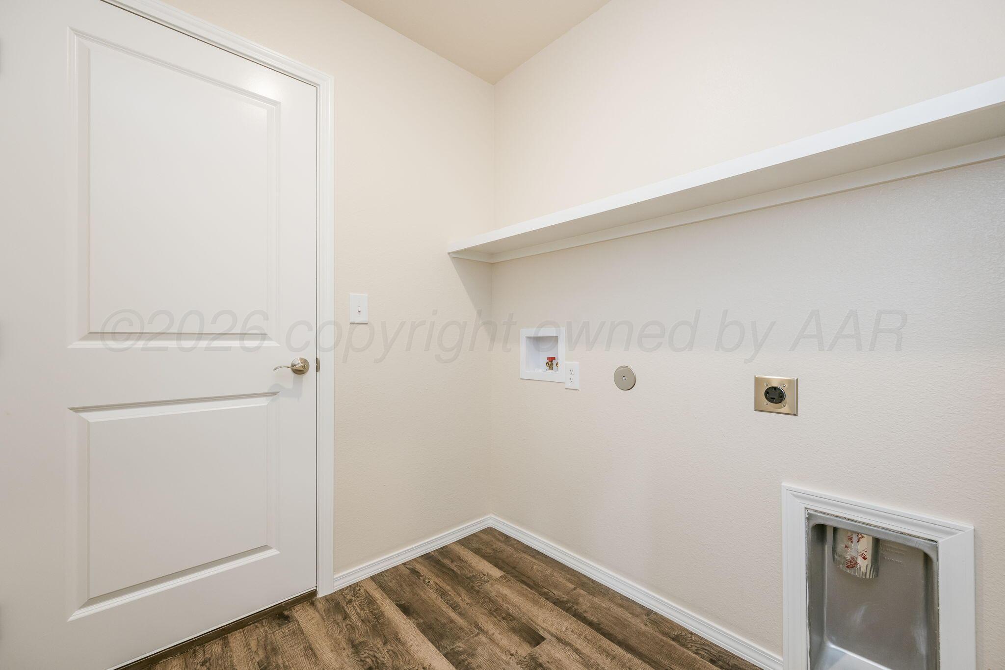 4401 Sunset Street Property Photo 13