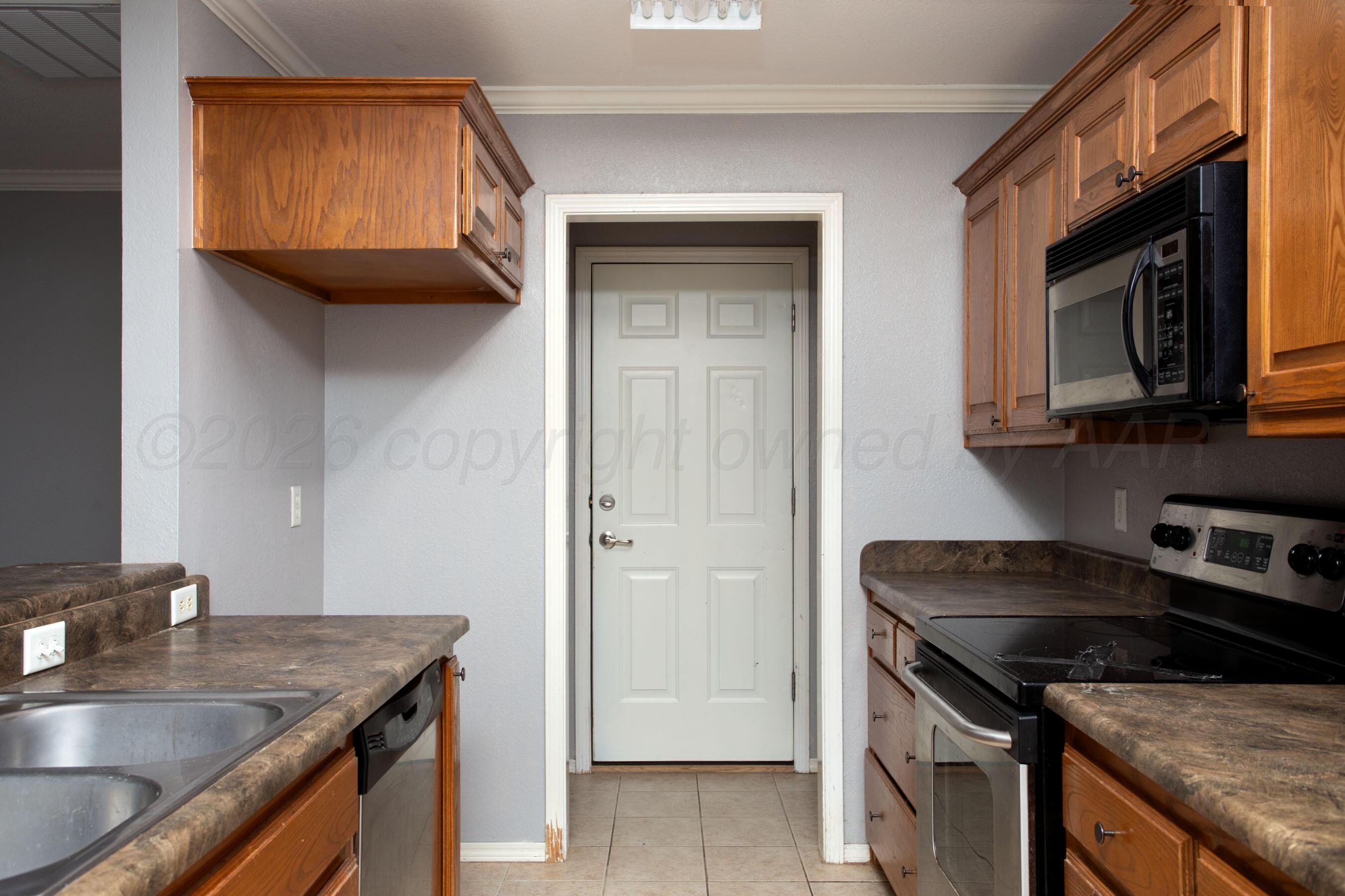 4534 Steffi Court Property Photo 13