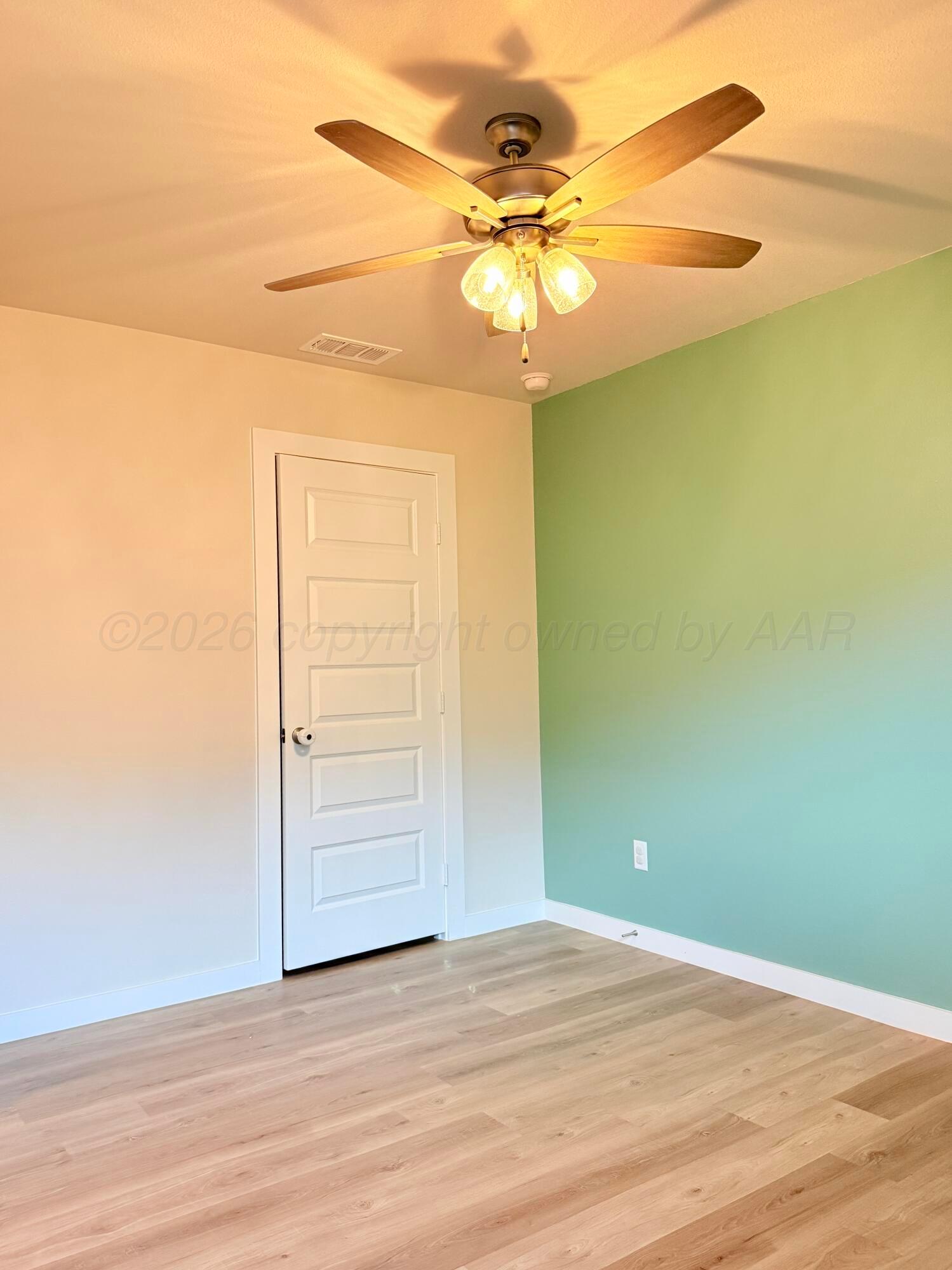 6508 Honeybee Avenue Property Photo 10