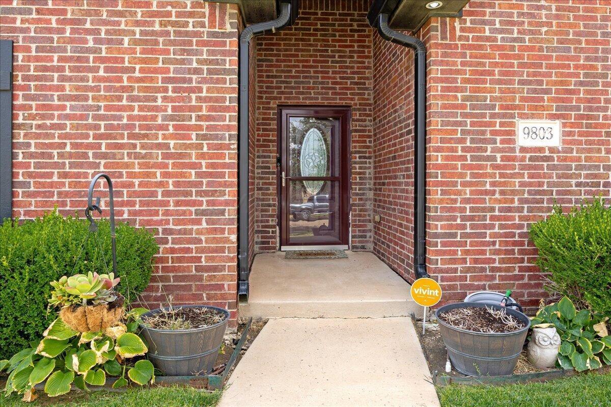 9803 Digby Lane Property Photo 2