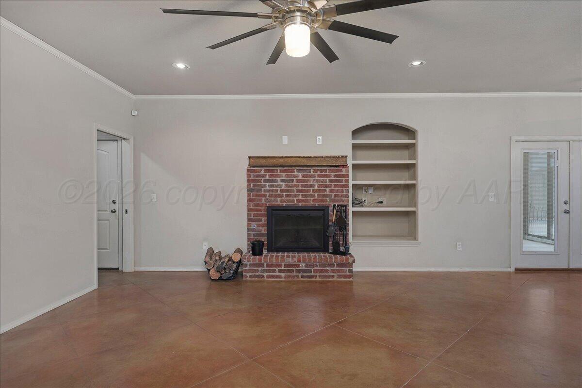 9803 Digby Lane Property Photo 7