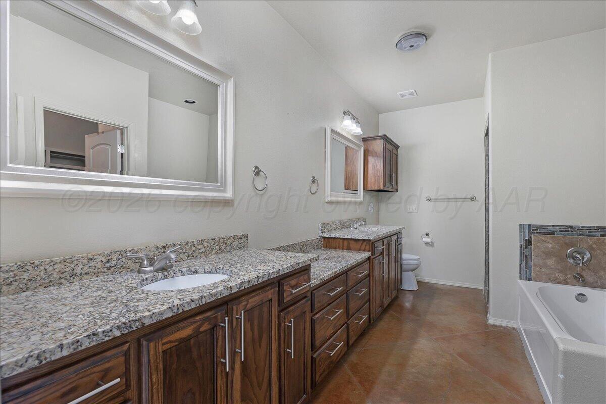 9803 Digby Lane Property Photo 17