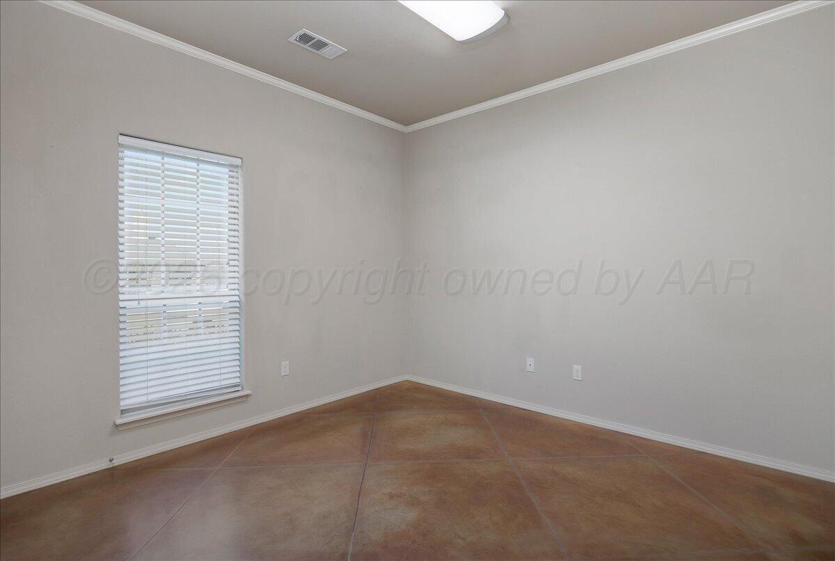 9803 Digby Lane Property Photo 24