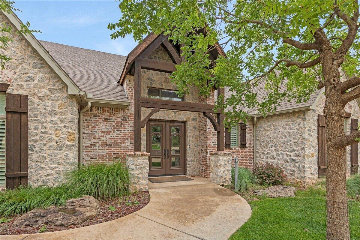 103 Ranch Parkway Property Photo 3