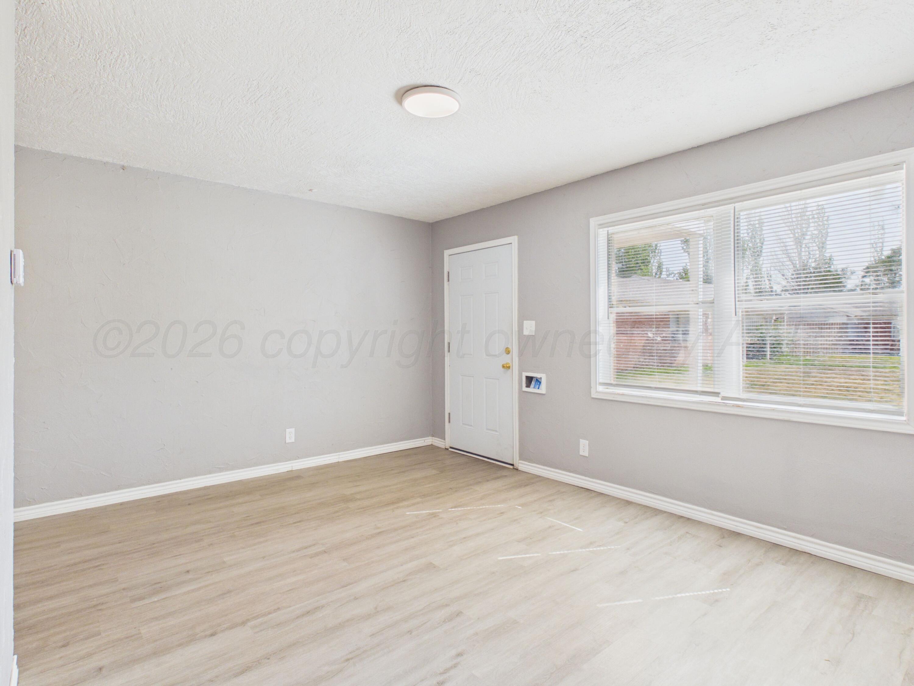 3010 Westhaven Drive Property Photo 3