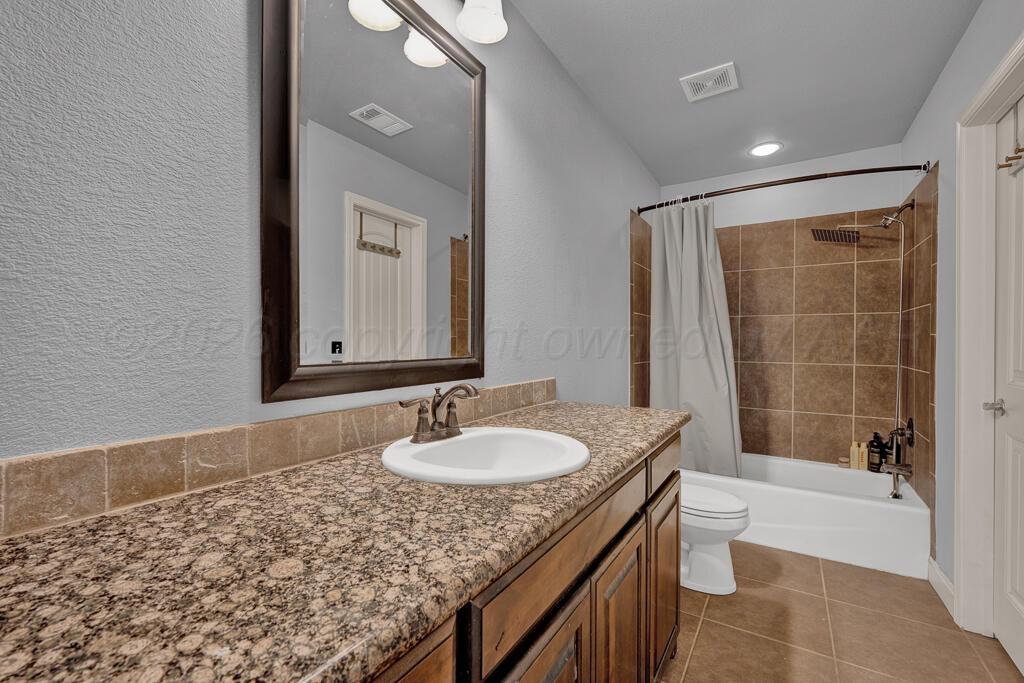 8100 Knoxville Drive Property Photo 11