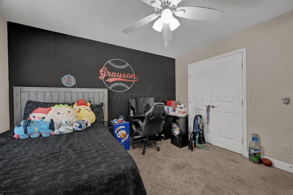 8100 Knoxville Drive Property Photo 13