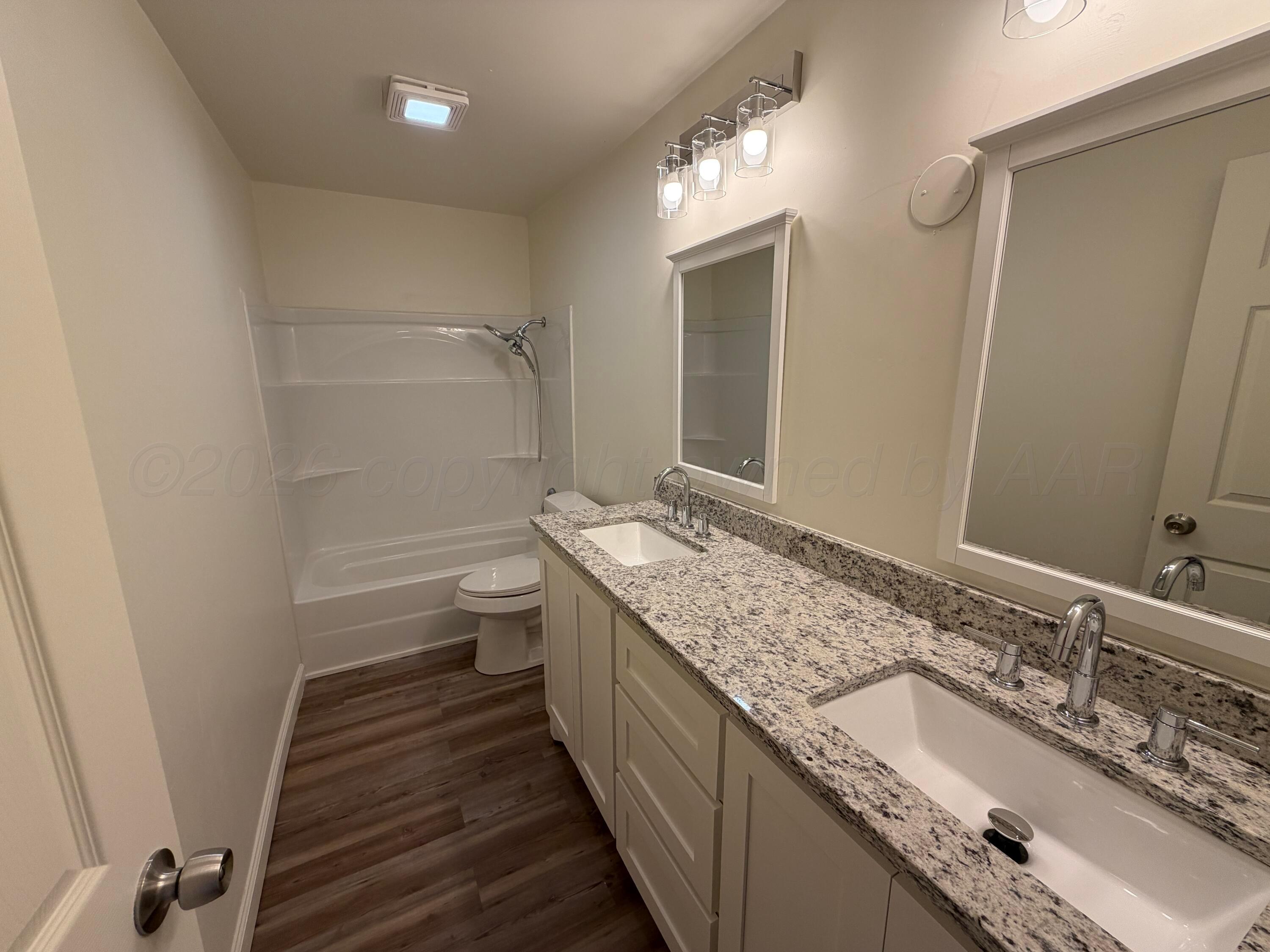 310 N Bowyer Street Property Photo 8