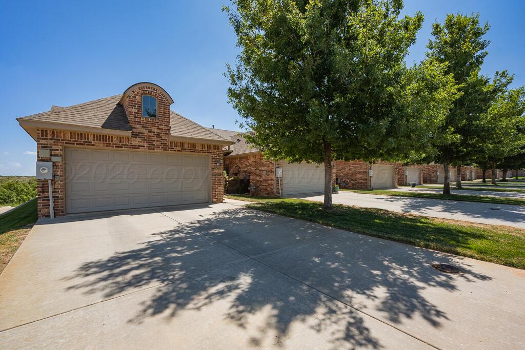 1018 Rosenda Lane Property Photo 6