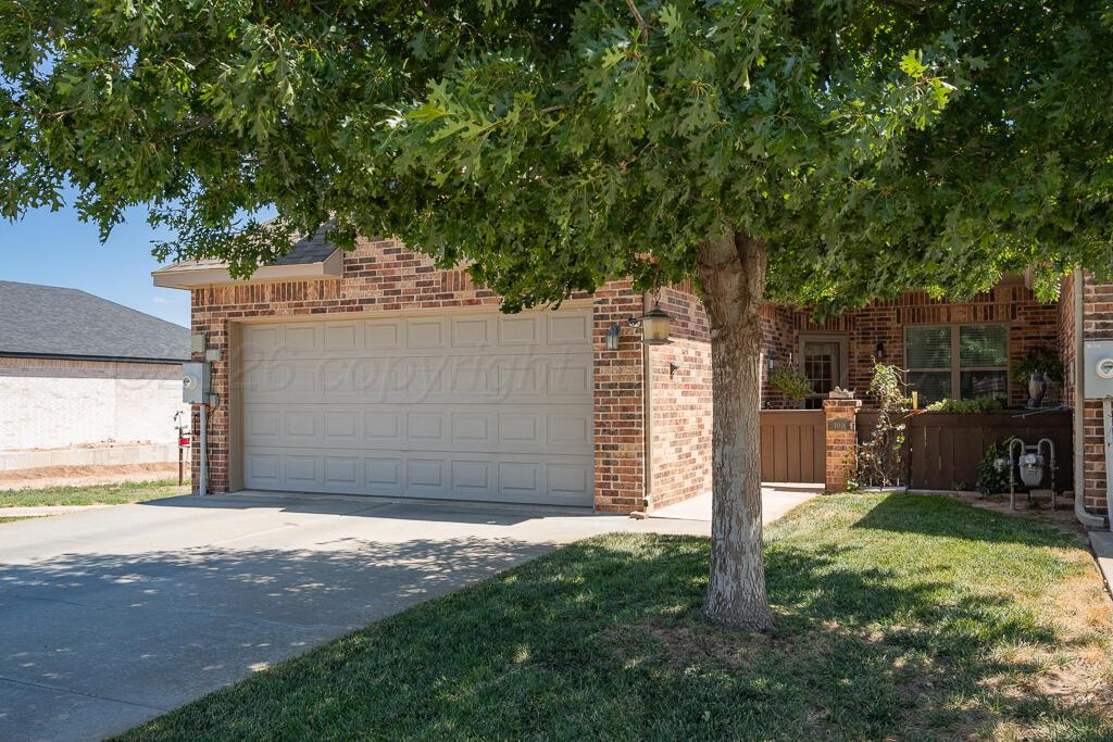 1018 Rosenda Lane Property Photo 8
