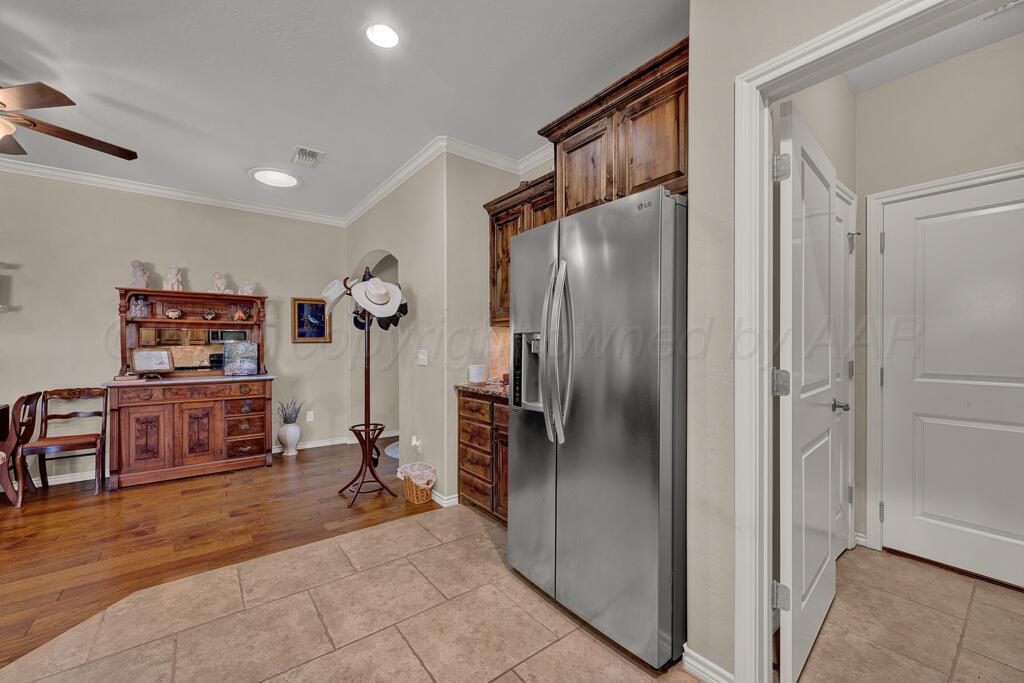 1018 Rosenda Lane Property Photo 15