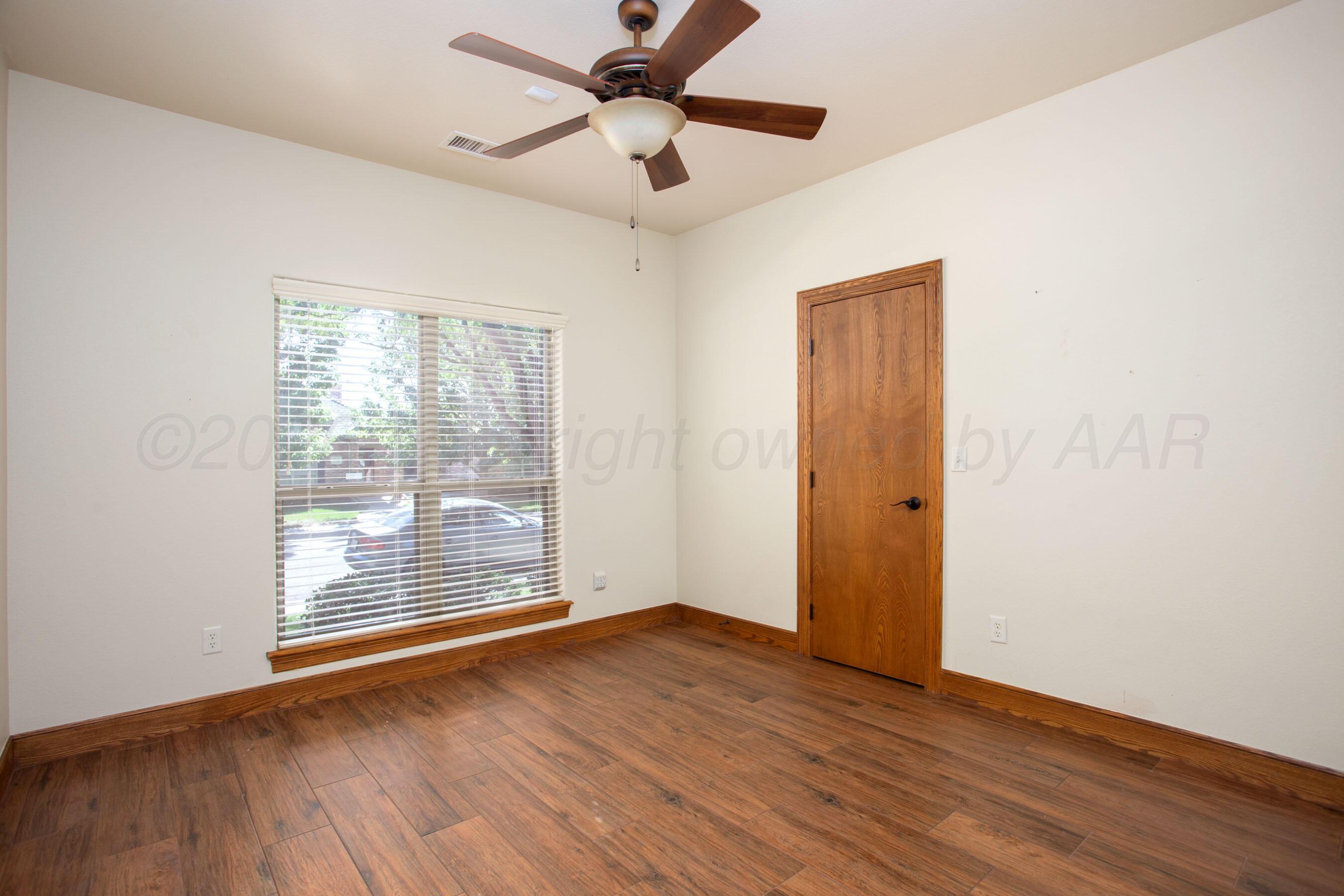 4800 Cape Colony Drive Property Photo 10