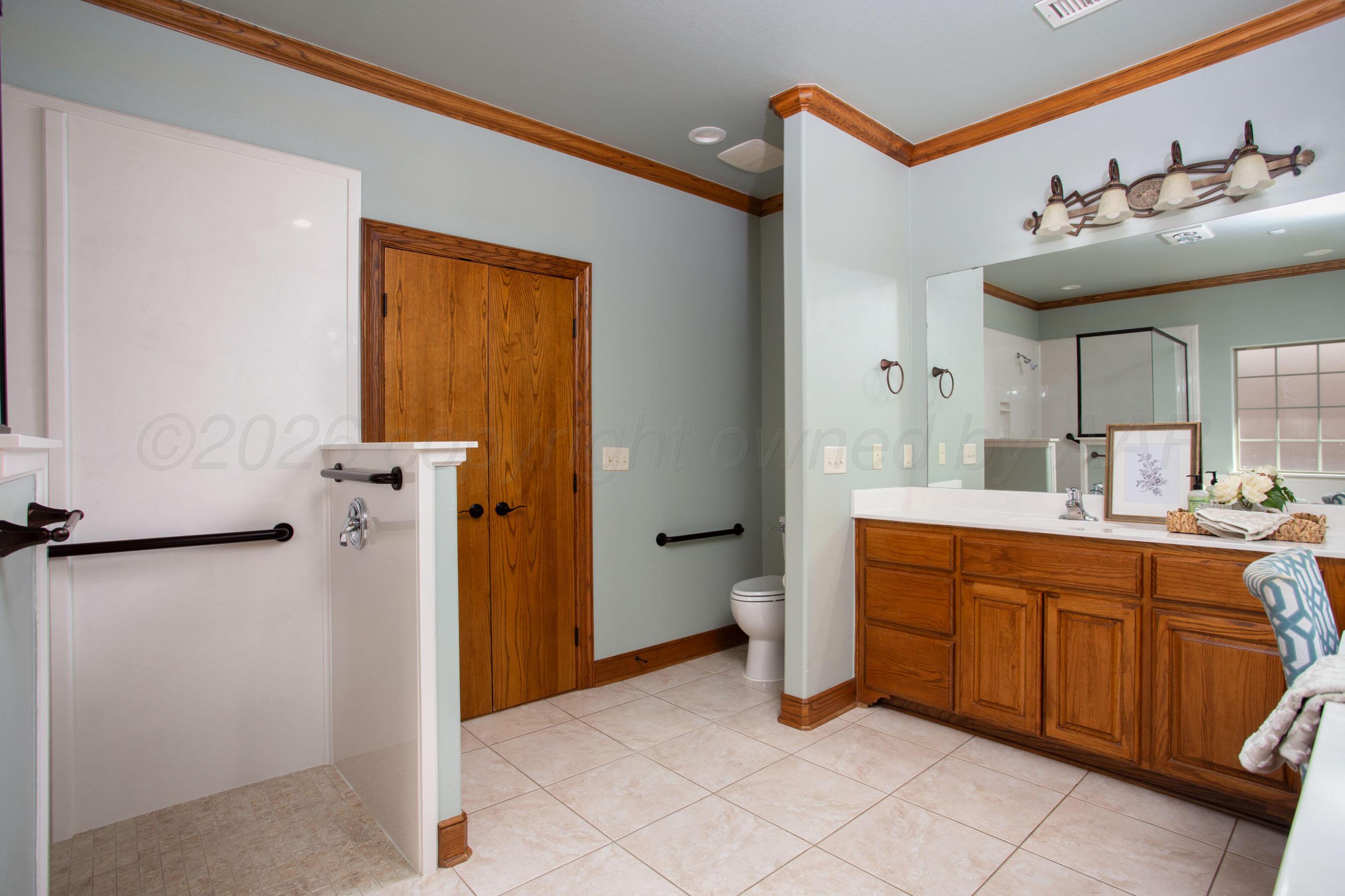 4800 Cape Colony Drive Property Photo 18