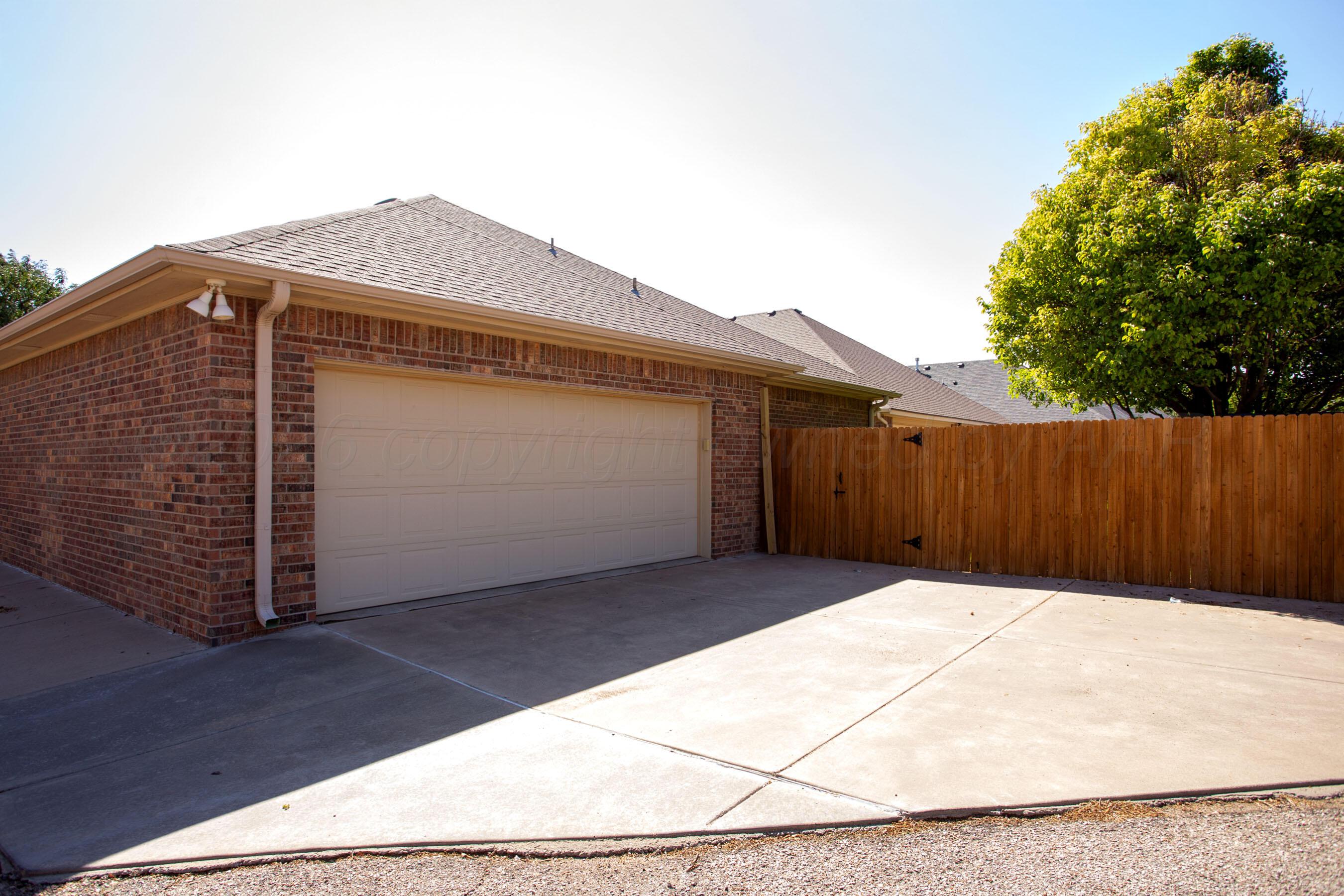 4800 Cape Colony Drive Property Photo 29