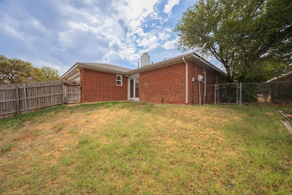 6705 Emerald Court Property Photo 6