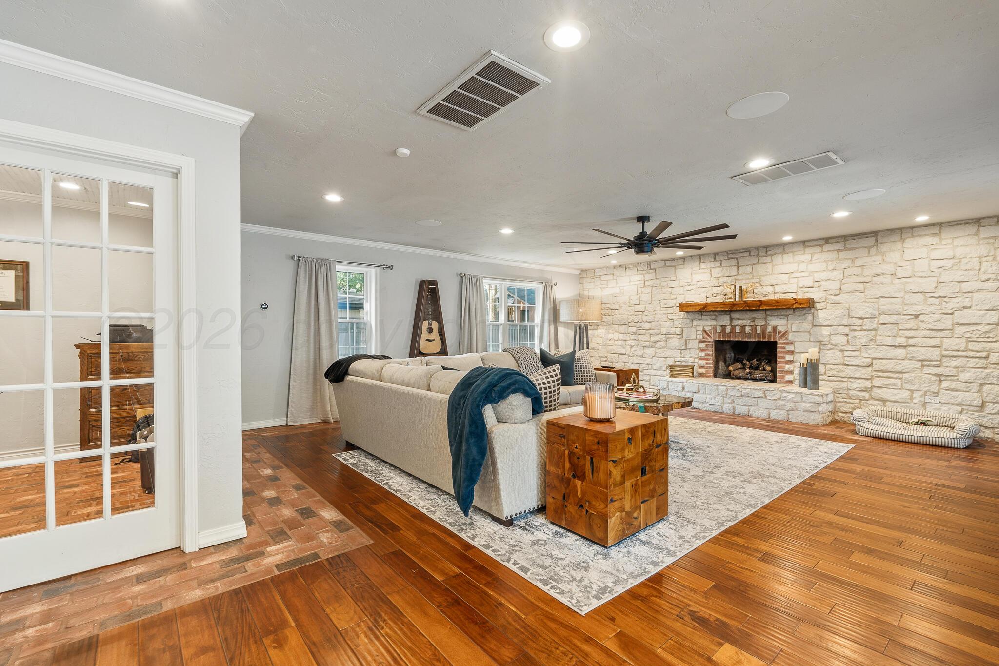 2608 Bowie Street Property Photo 18