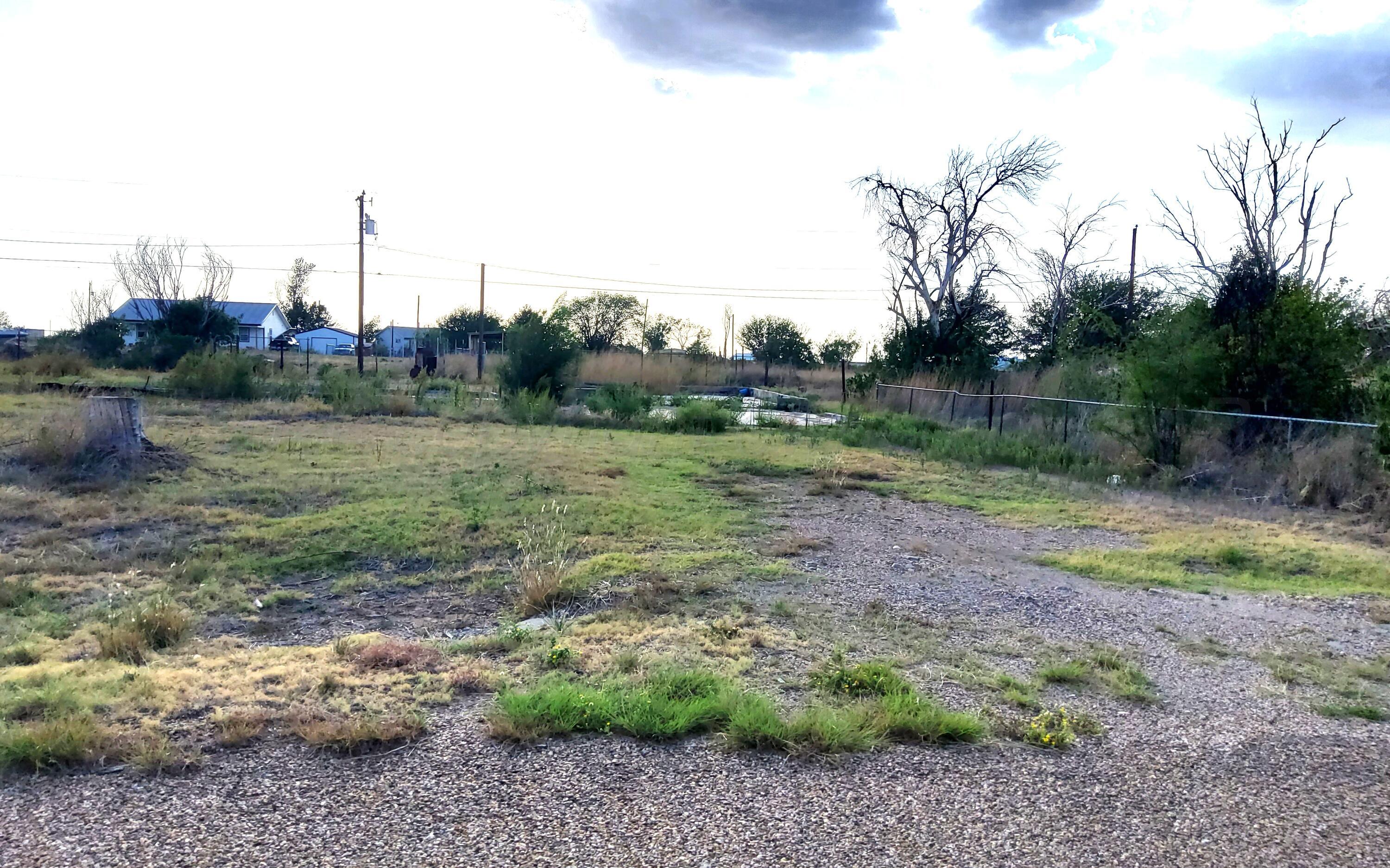 216 Comanche Trail Property Photo 1