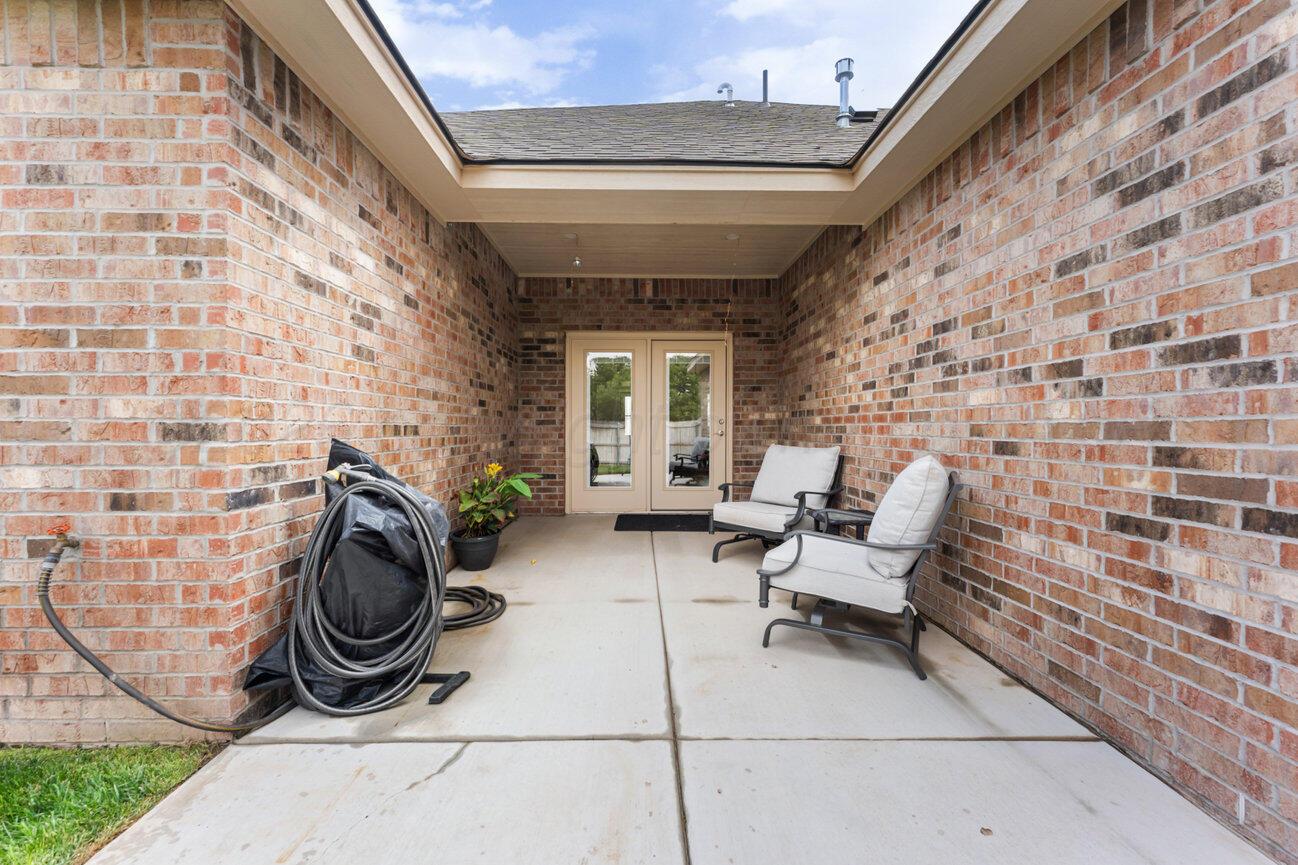 7510 Bluestone Drive Property Photo 39