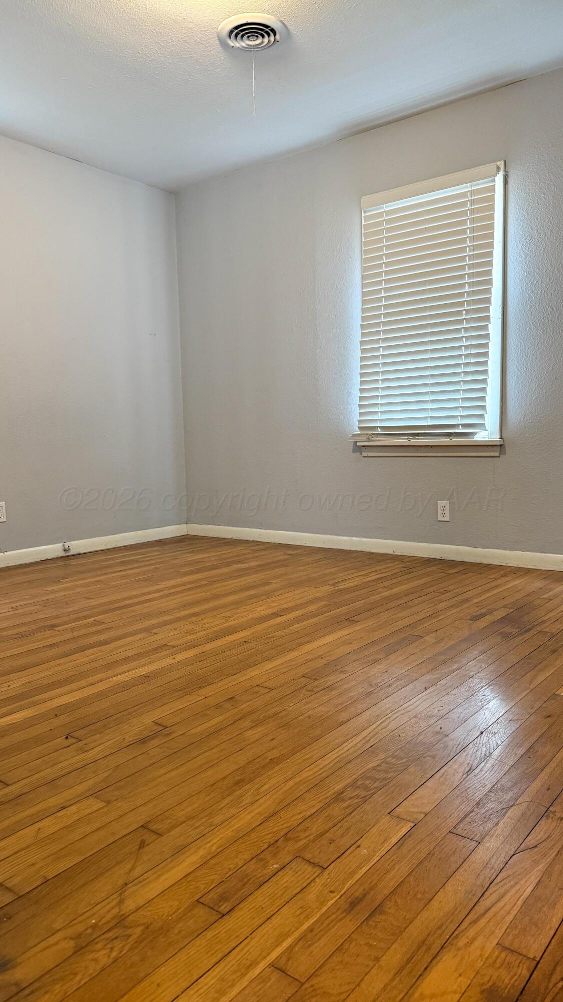 708 Oak Avenue Property Photo 14