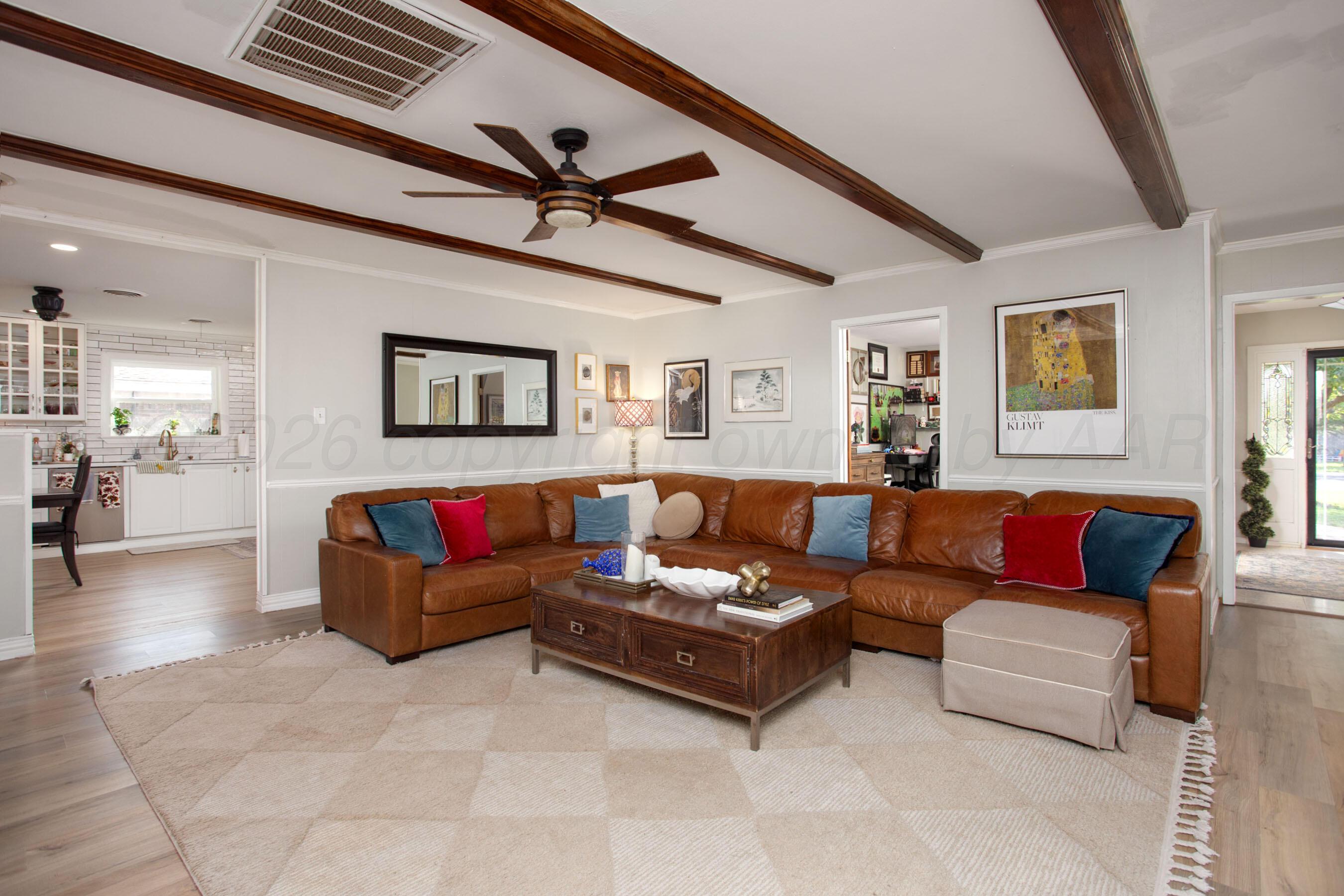 7008 Sunburst Street Property Photo 7