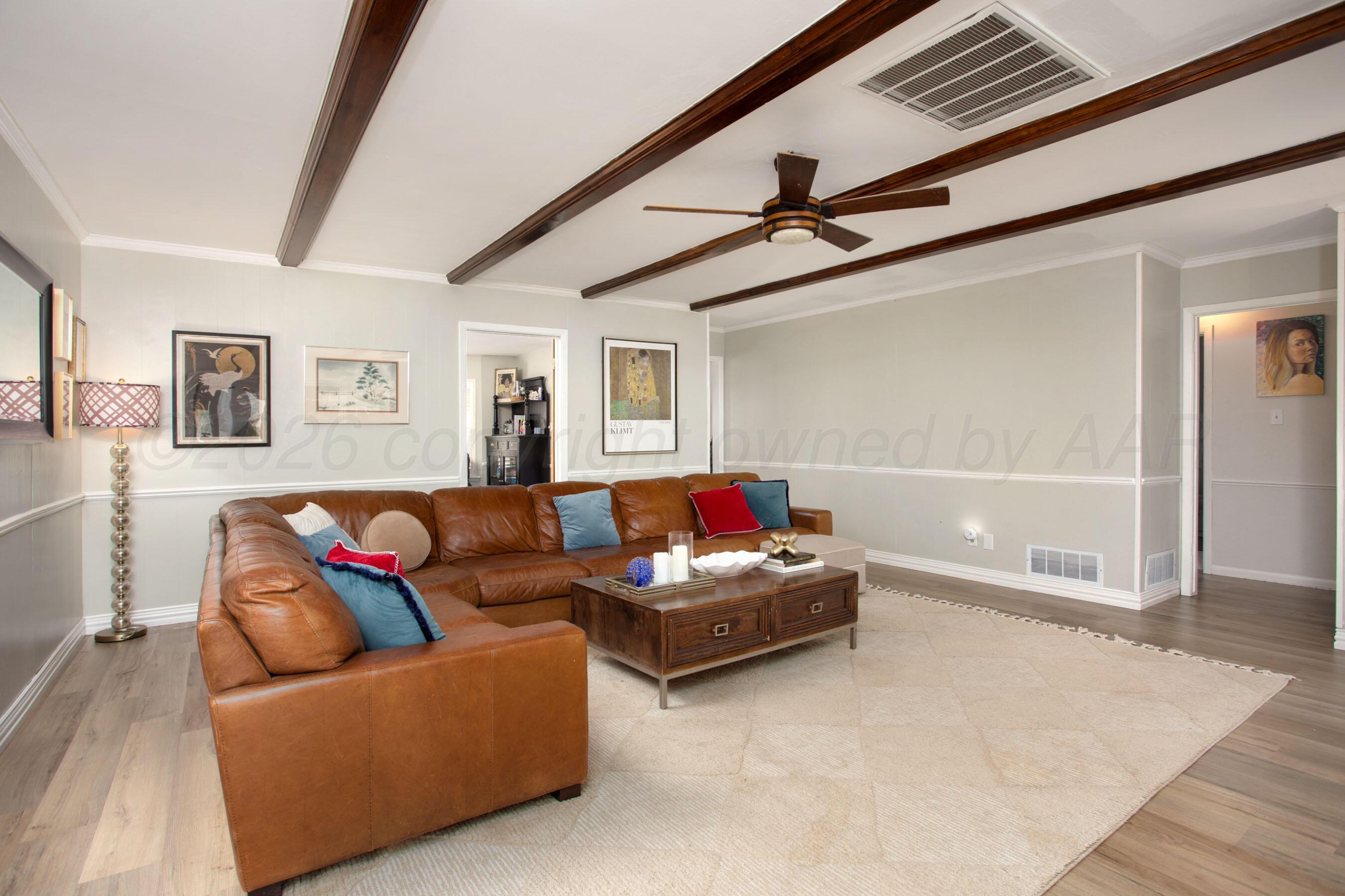 7008 Sunburst Street Property Photo 8