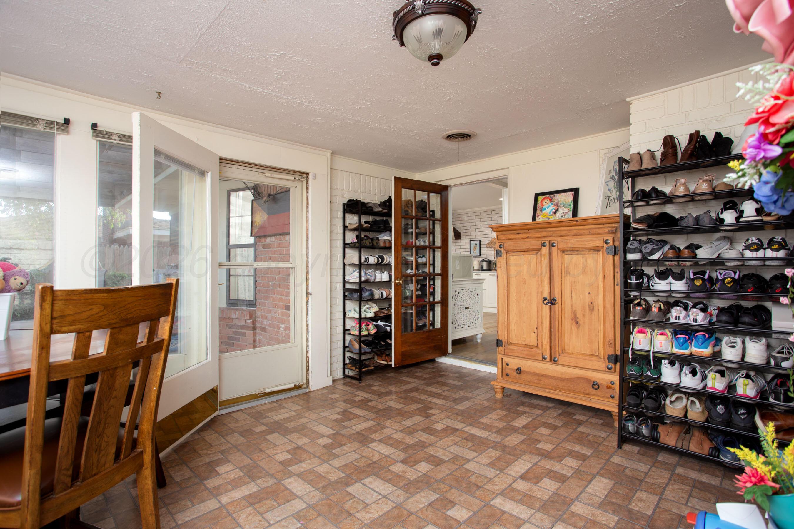 7008 Sunburst Street Property Photo 19