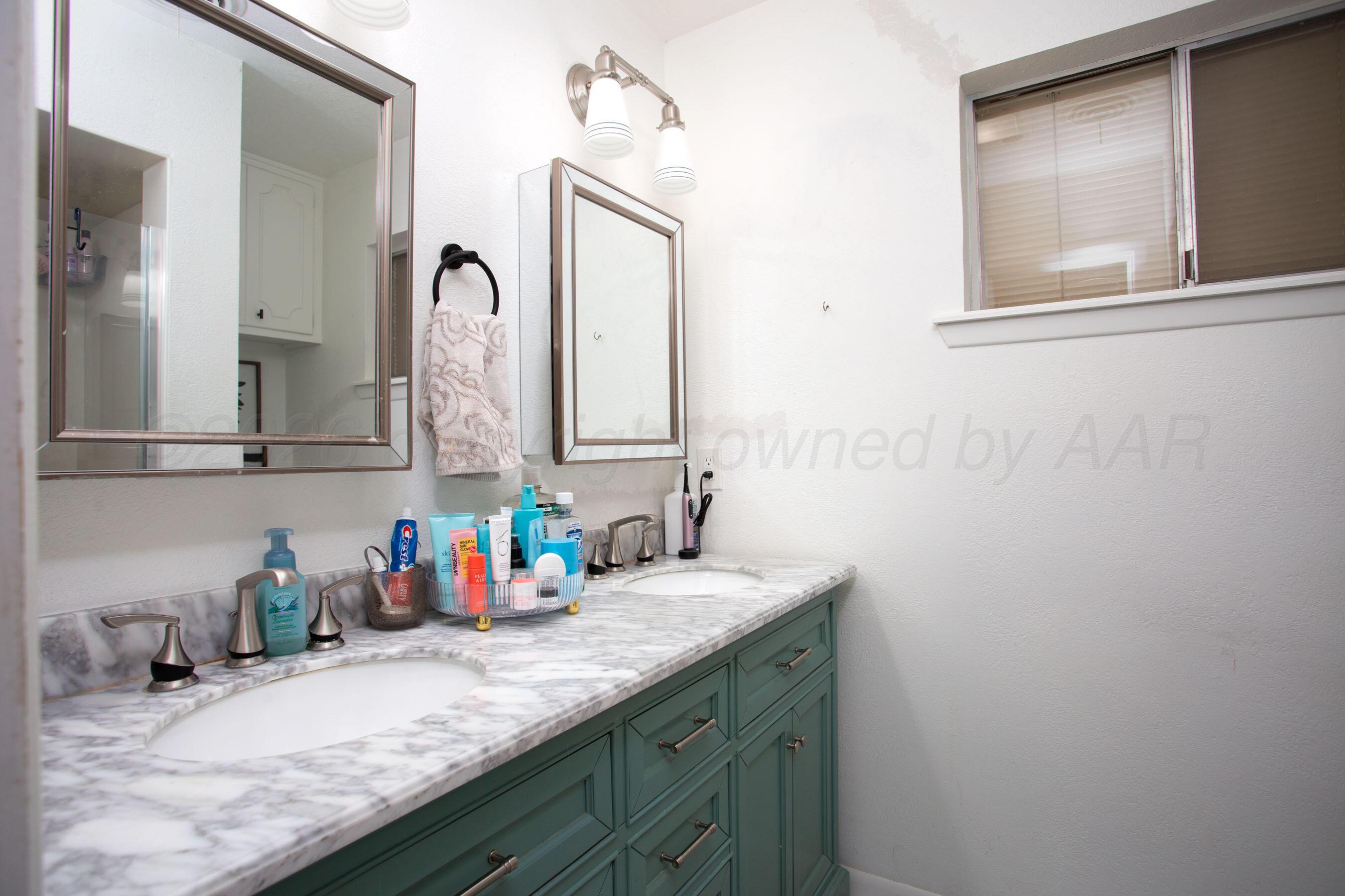 7008 Sunburst Street Property Photo 23