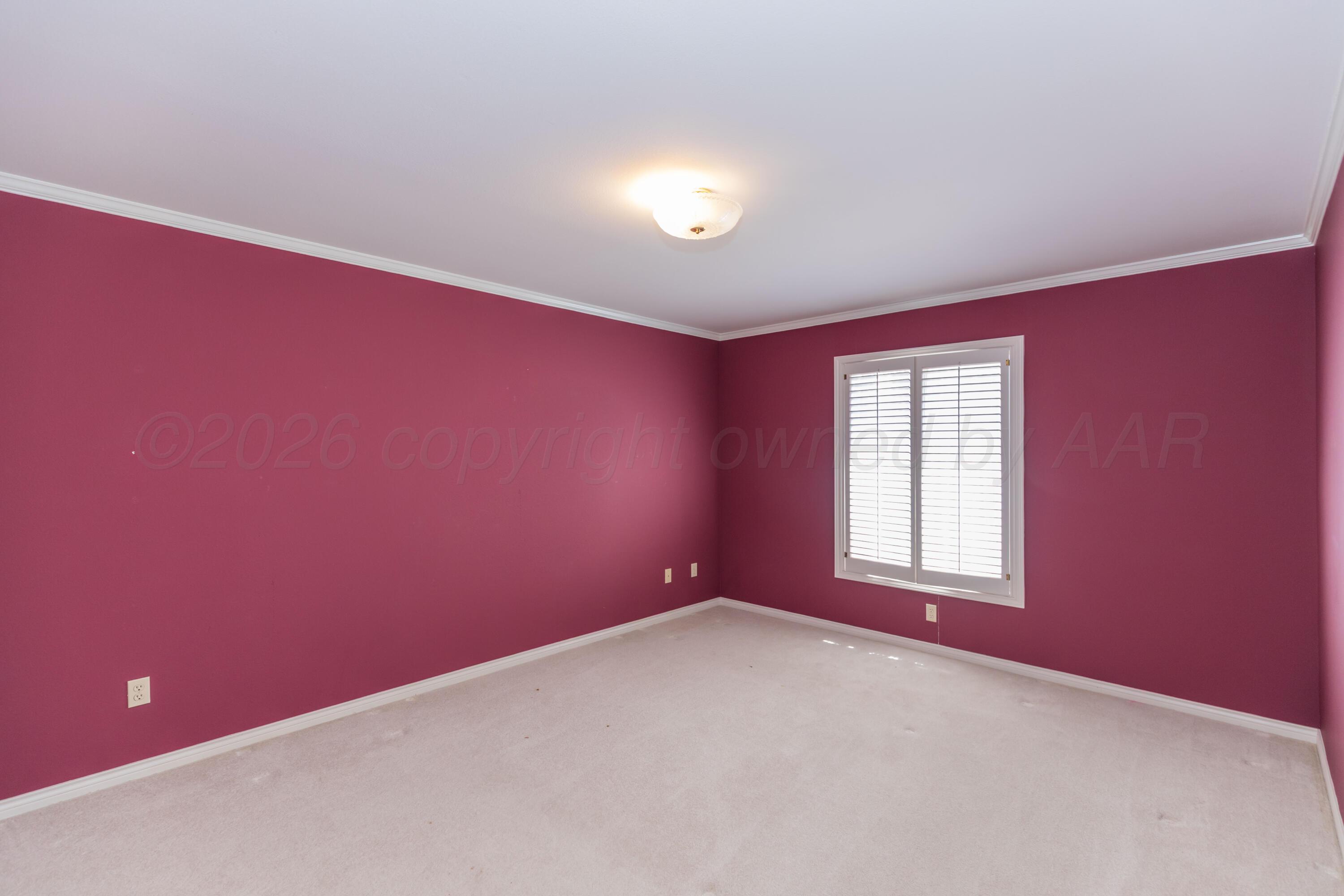 301 Lometa Drive Property Photo 12