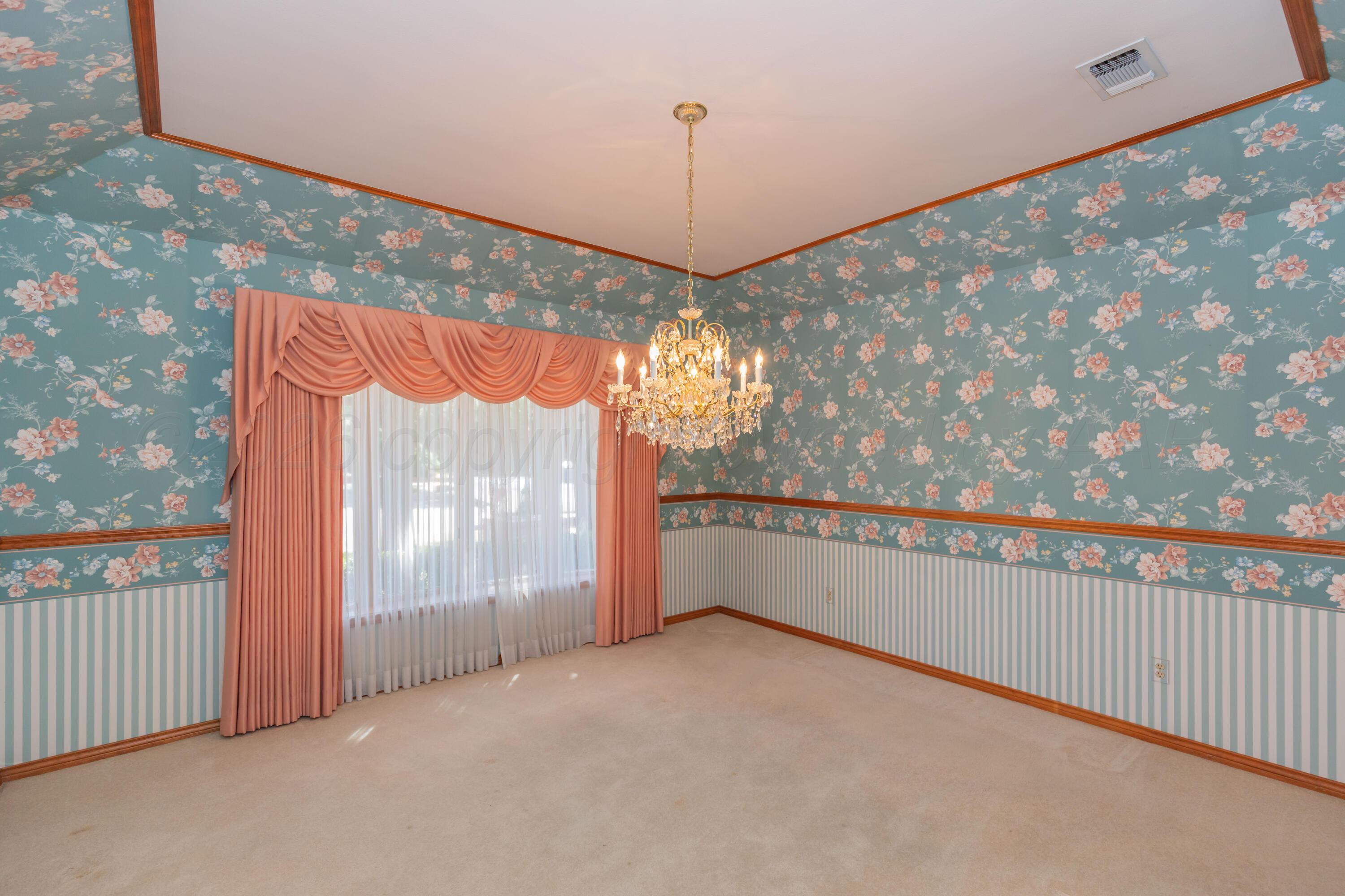 301 Lometa Drive Property Photo 22
