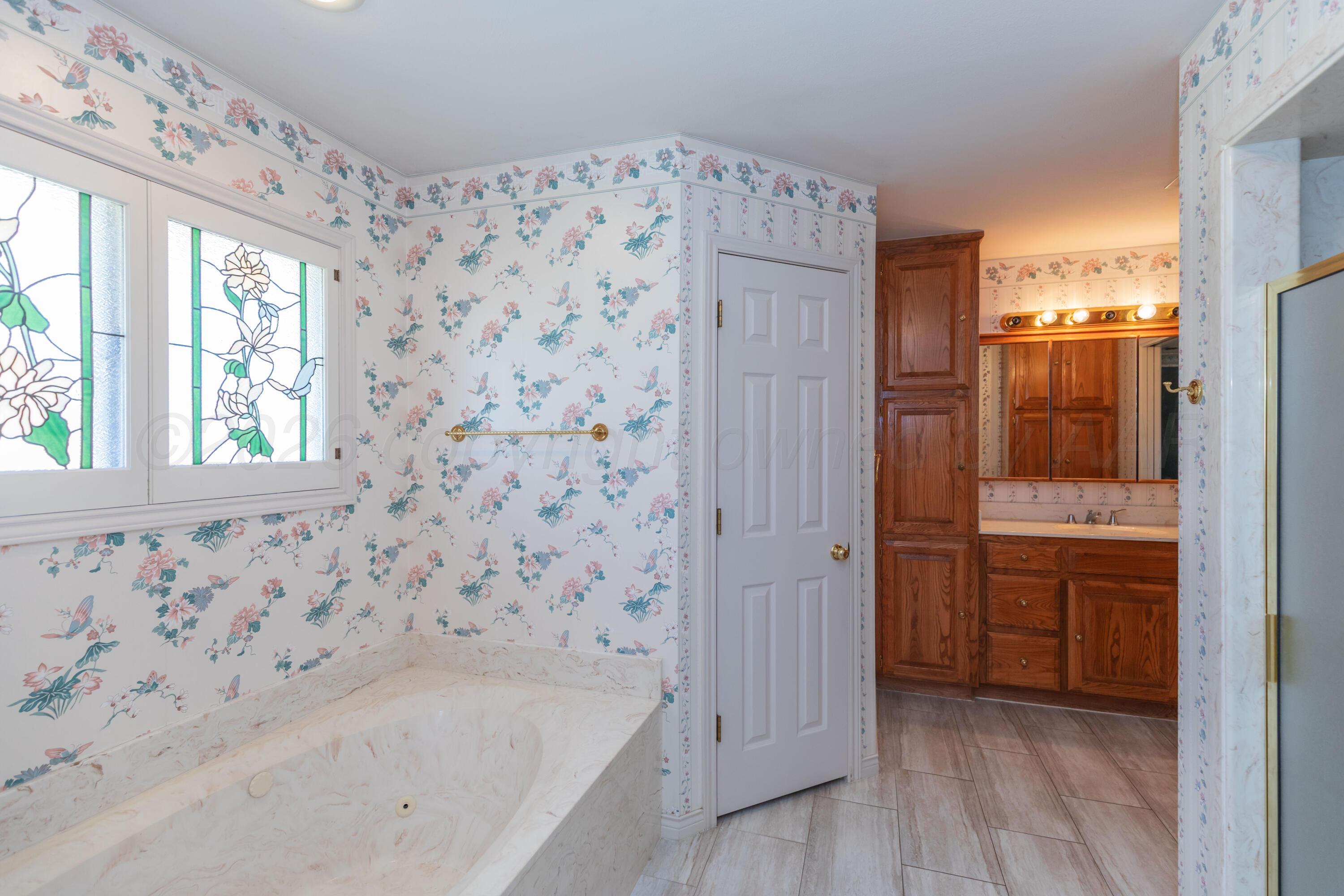 301 Lometa Drive Property Photo 36
