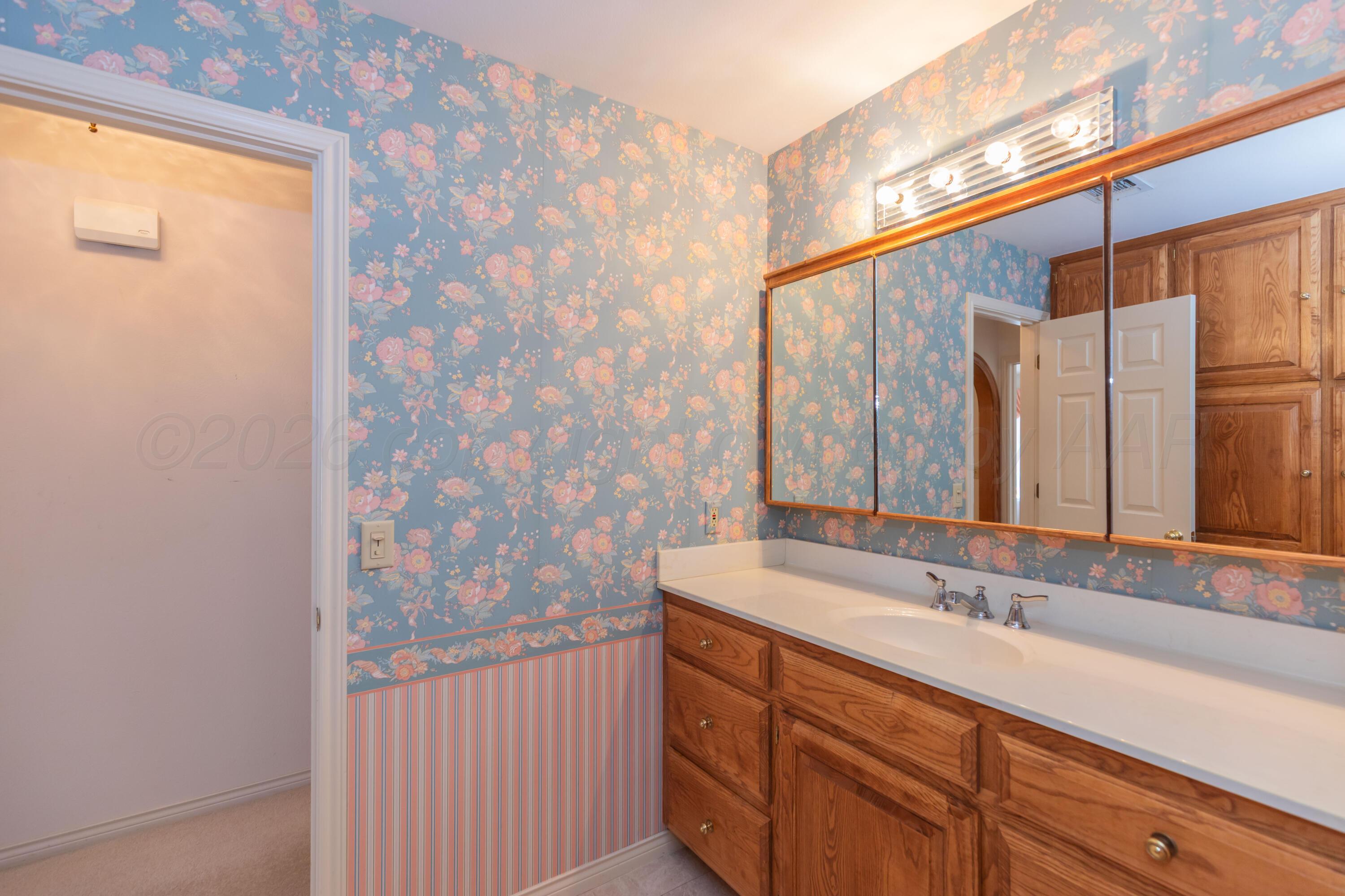 301 Lometa Drive Property Photo 41