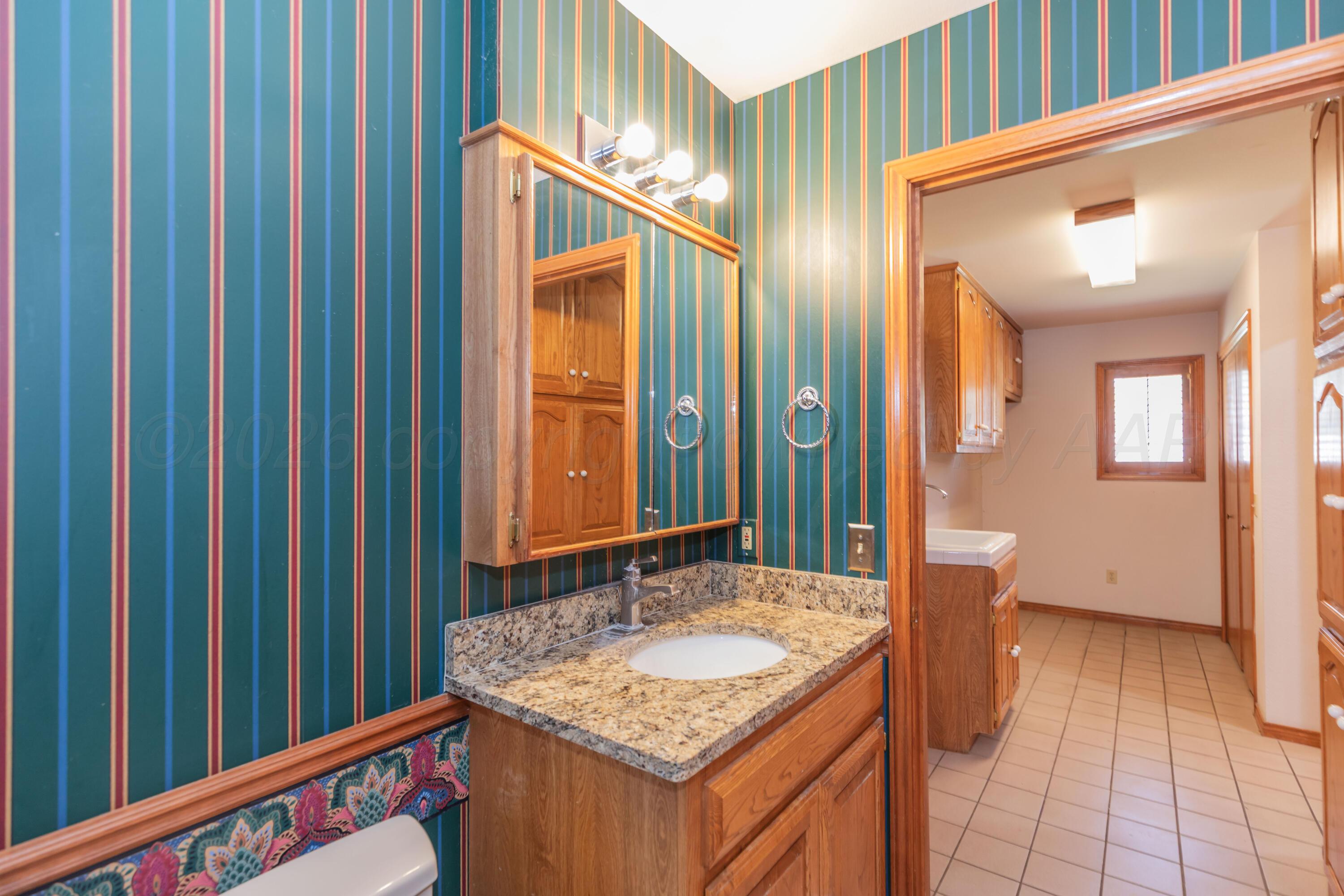 301 Lometa Drive Property Photo 46