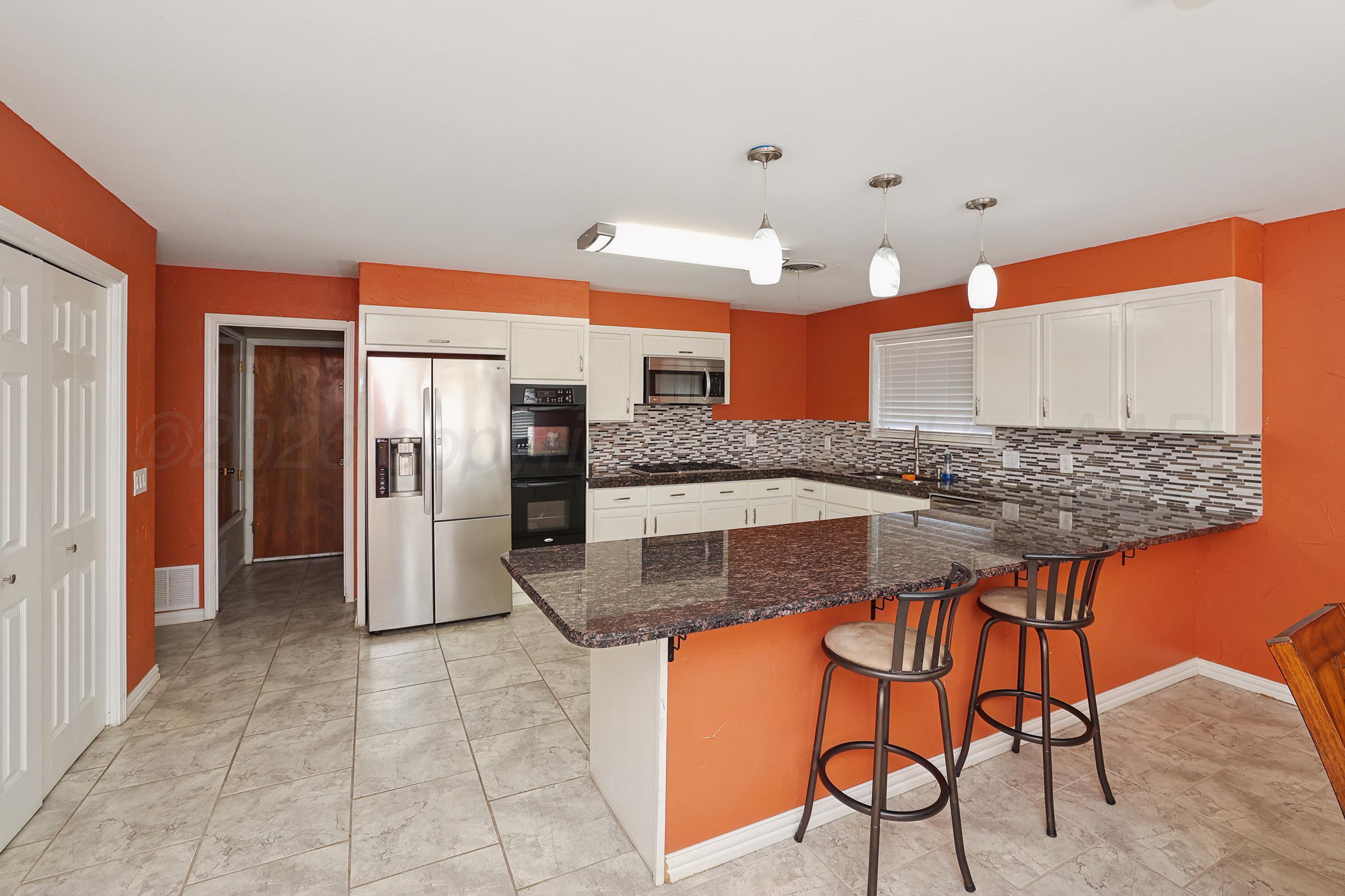 8012 Fouts Place Property Photo 11
