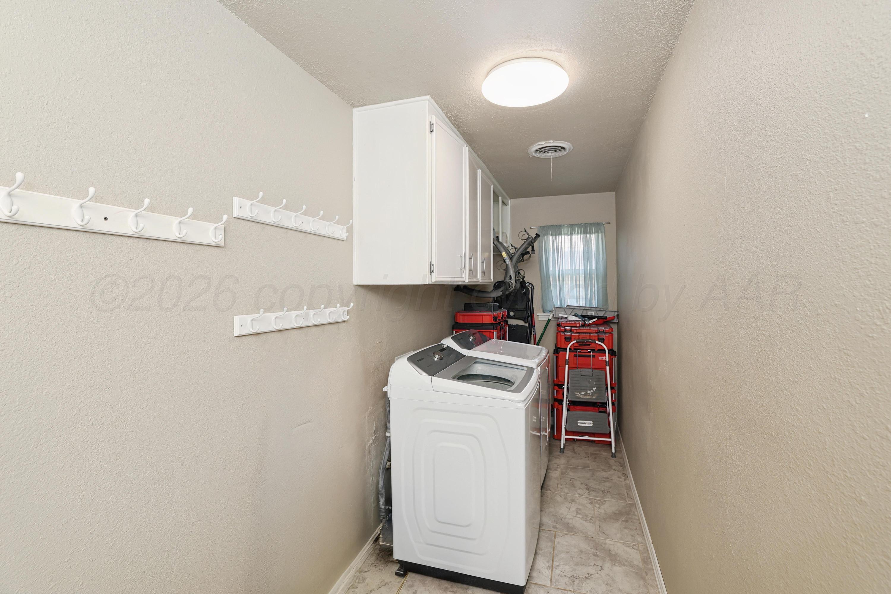 8012 Fouts Place Property Photo 24
