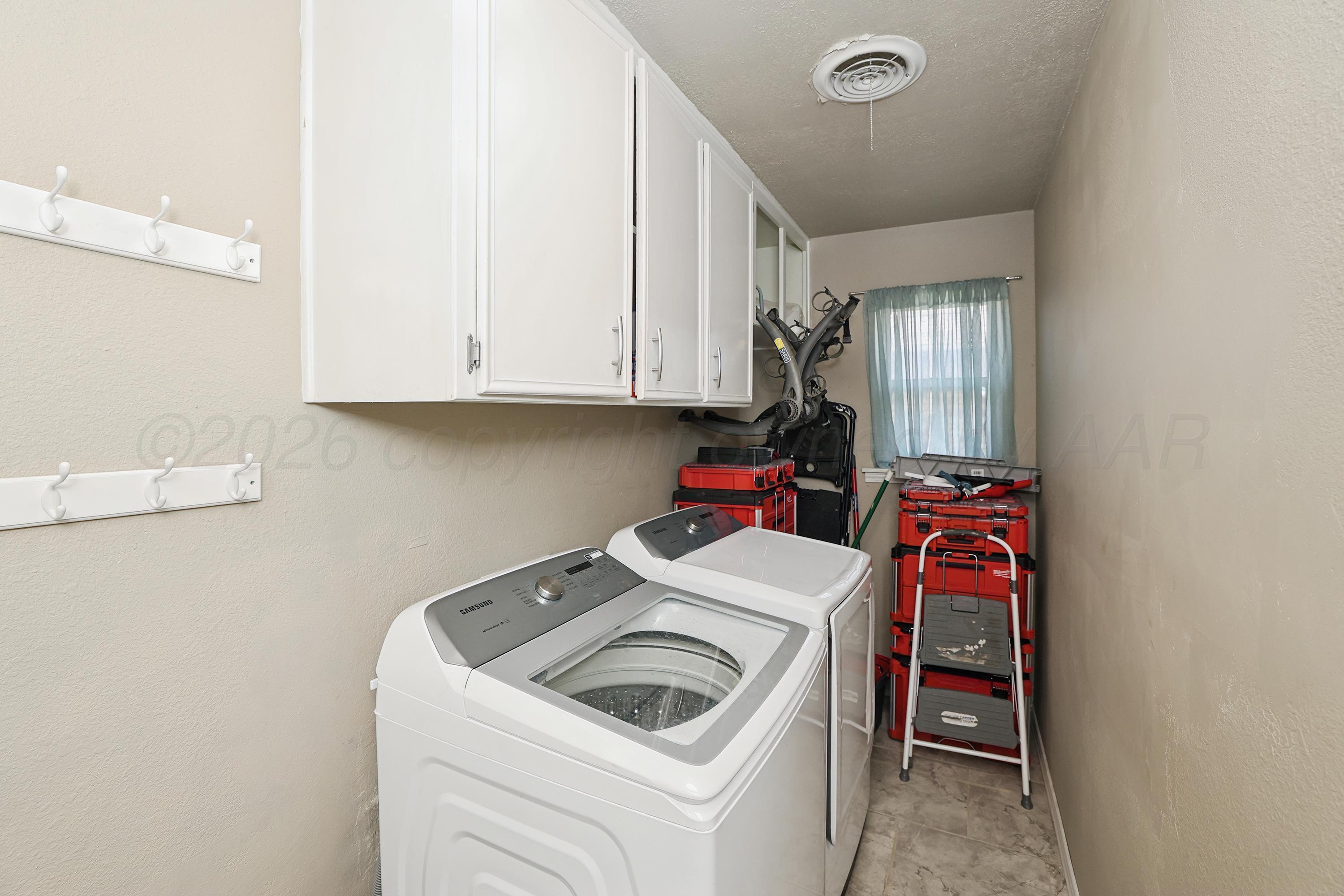 8012 Fouts Place Property Photo 25