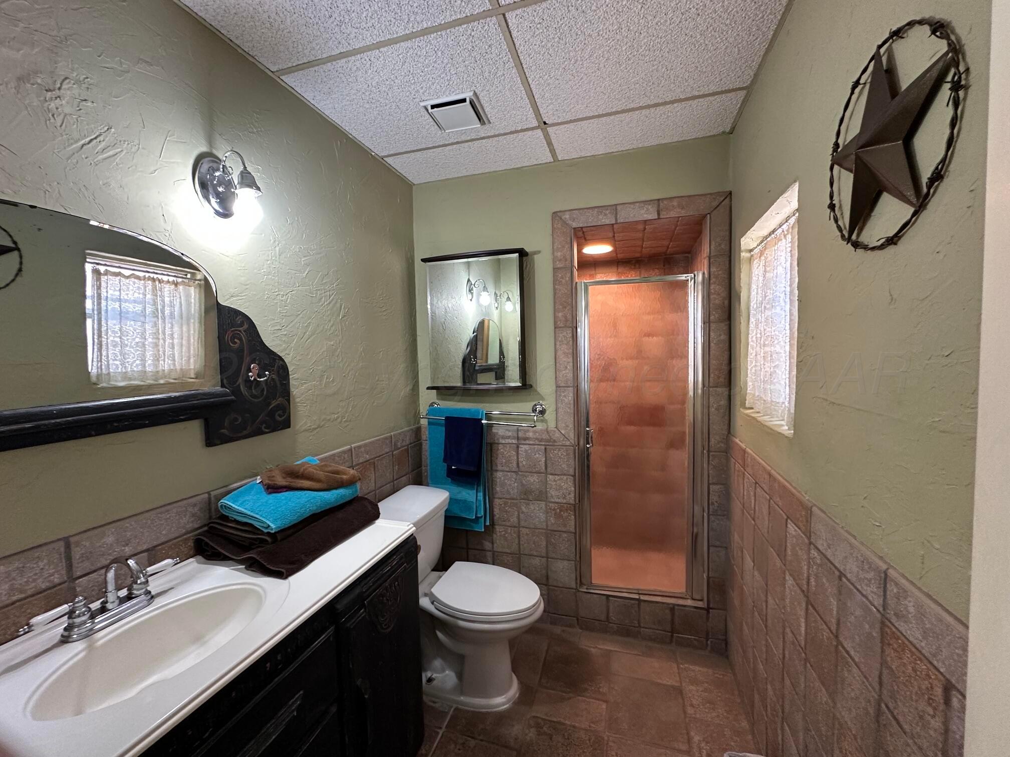 8911 Melfrank Drive Property Photo 5
