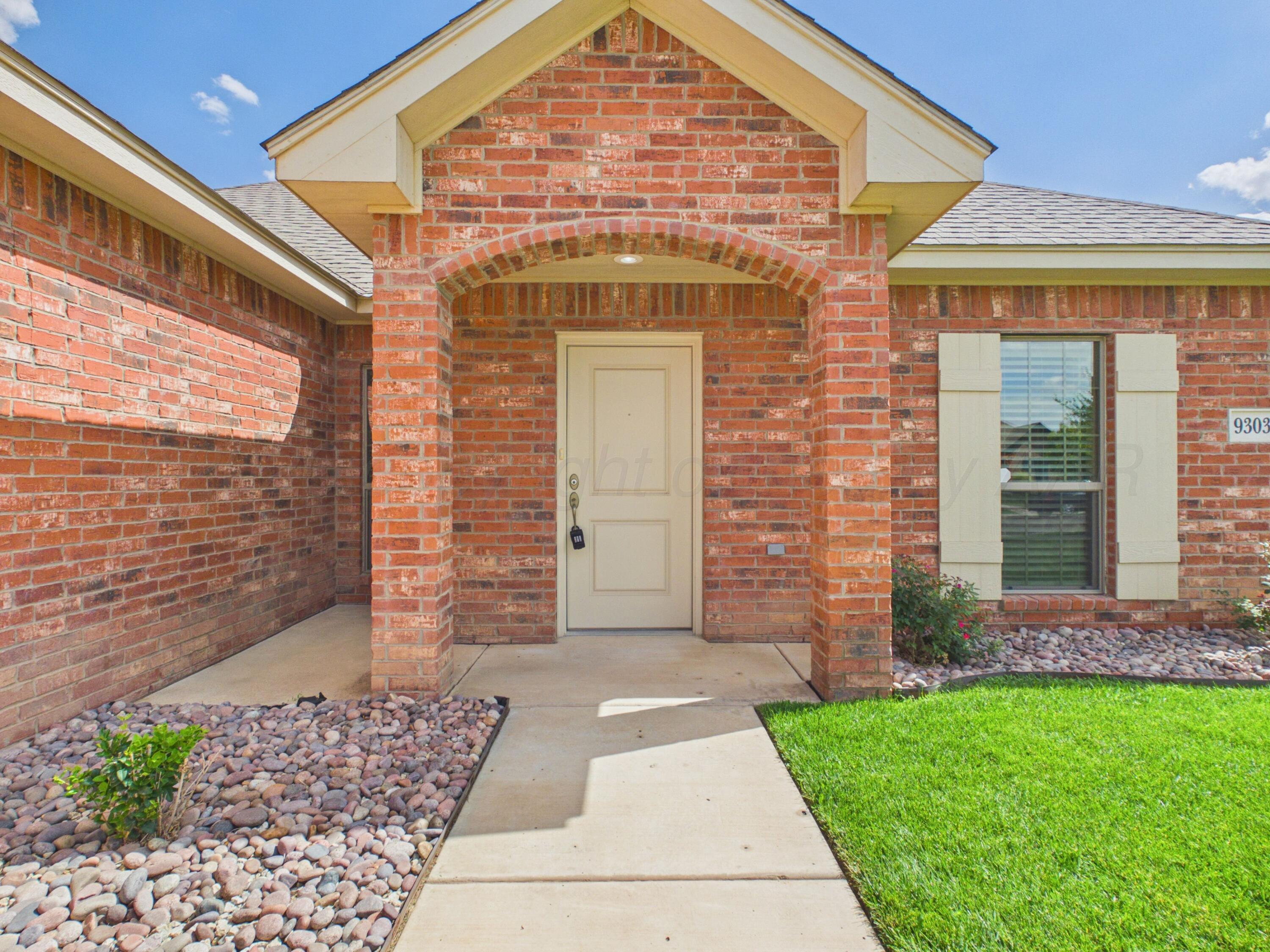 9303 KORI Drive Property Photo 1
