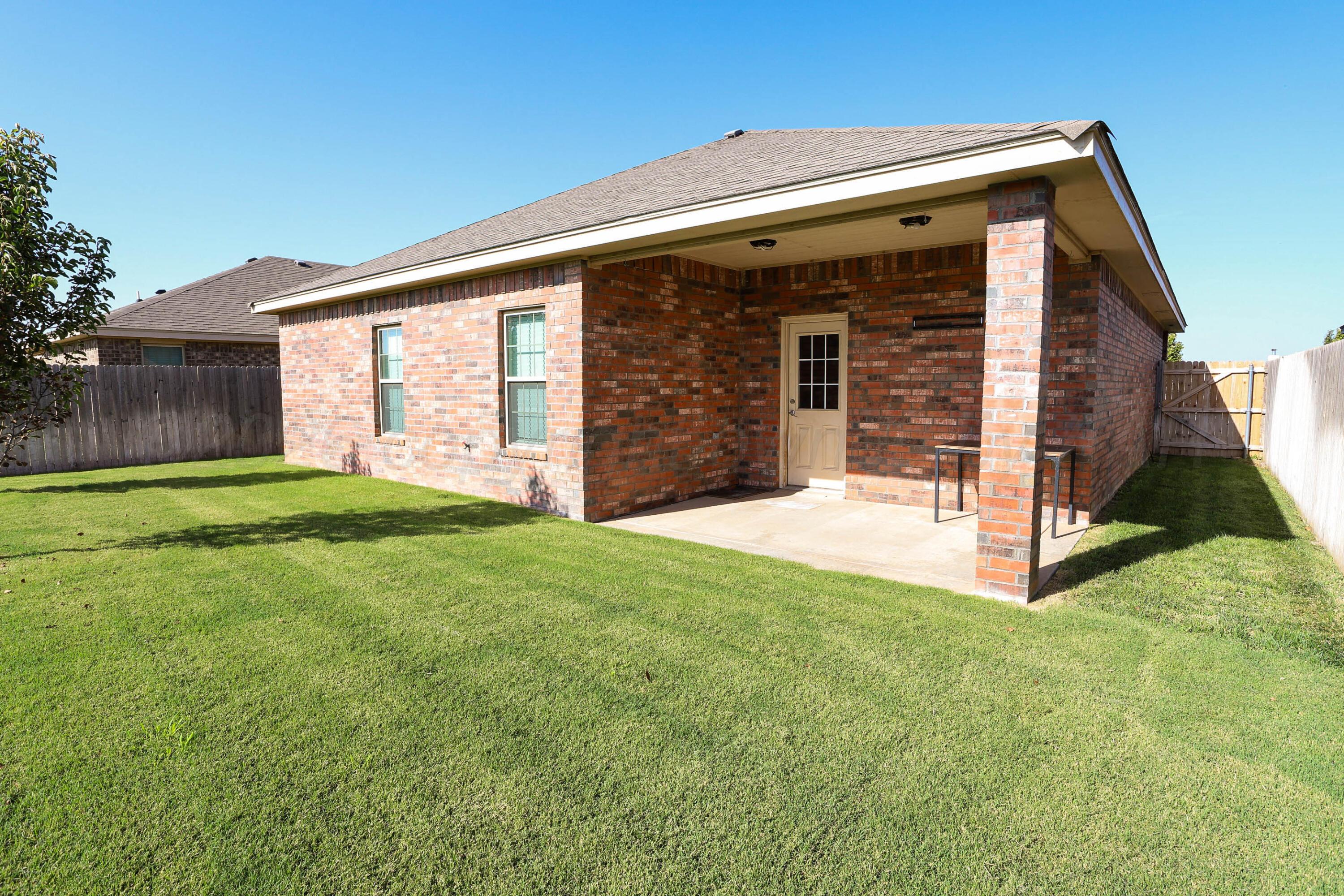 4913 Gloster Street Property Photo 13