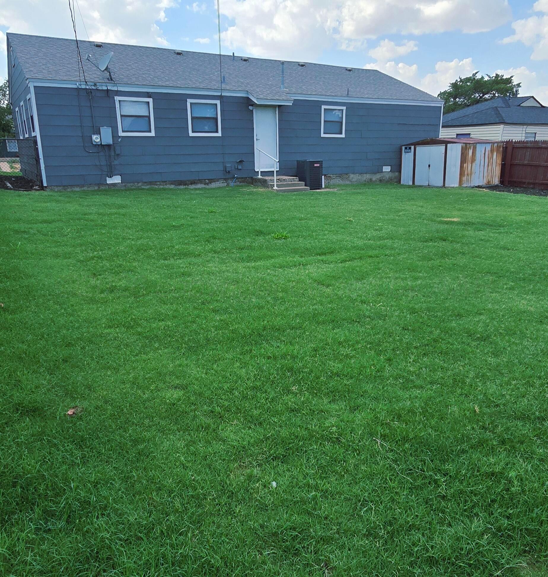 1202 Boyd Street Property Photo 12