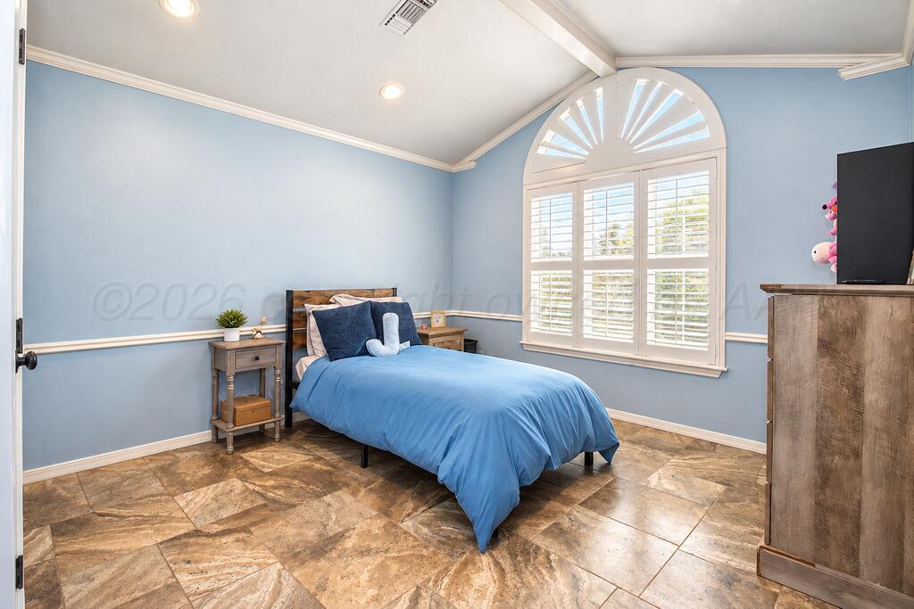 1907 Apache Drive Property Photo 9