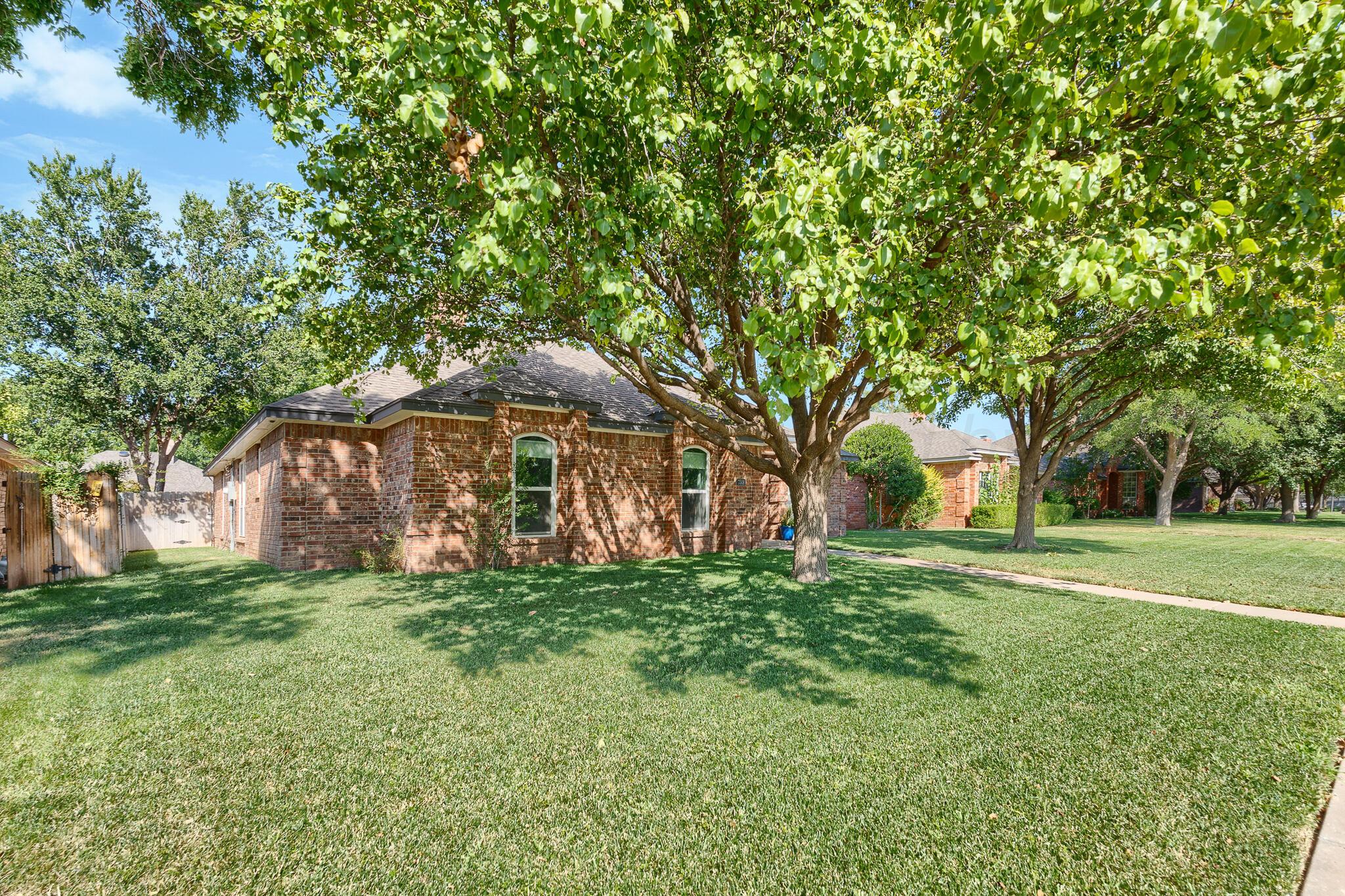 7508 Westover Place Property Photo 3