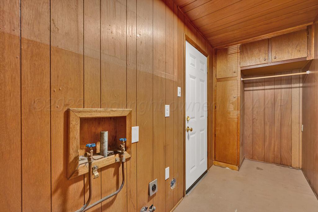 2717 Curtis Drive Property Photo 15