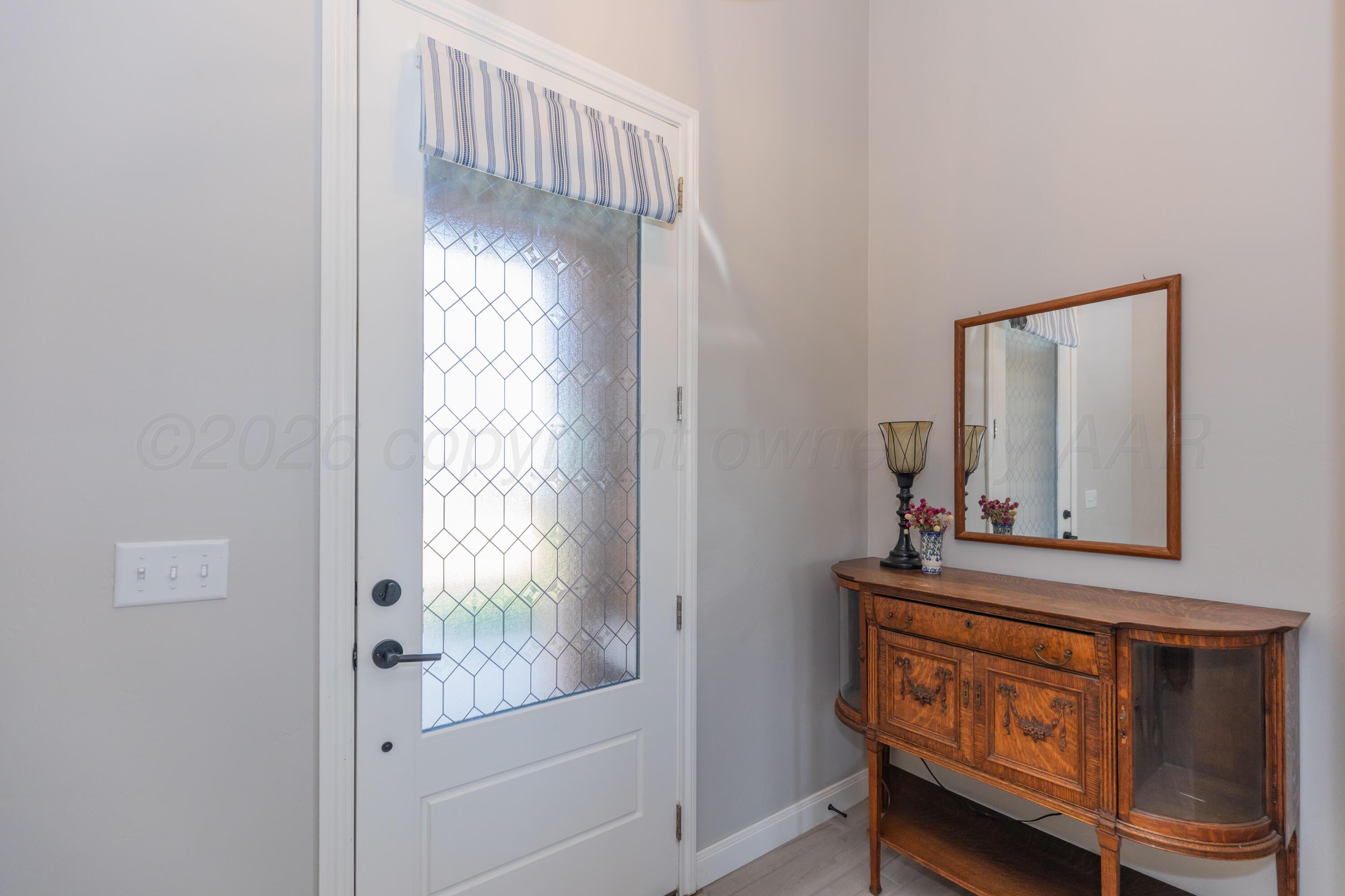 19151 Pine Springs Road Property Photo 2