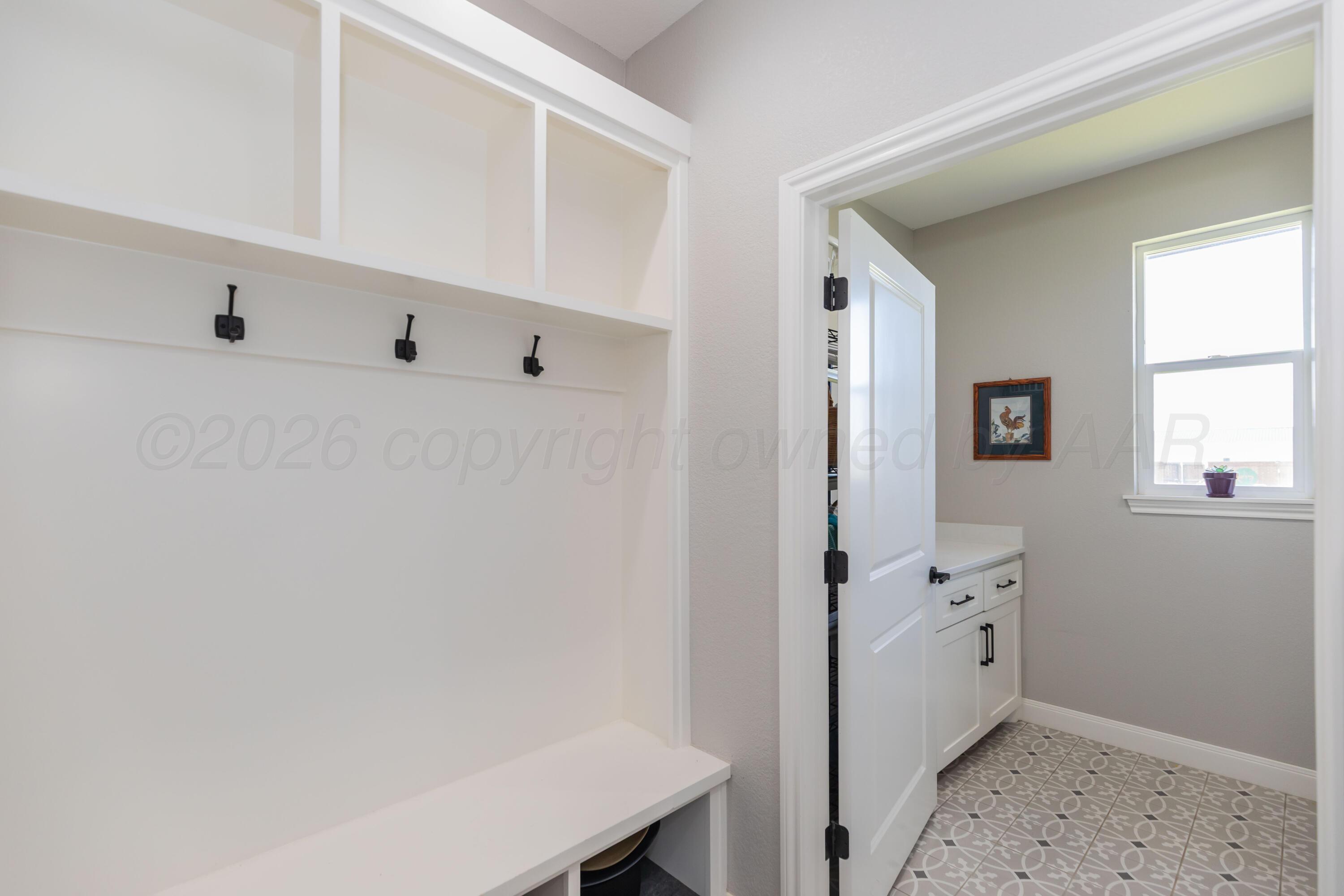 19151 Pine Springs Road Property Photo 38